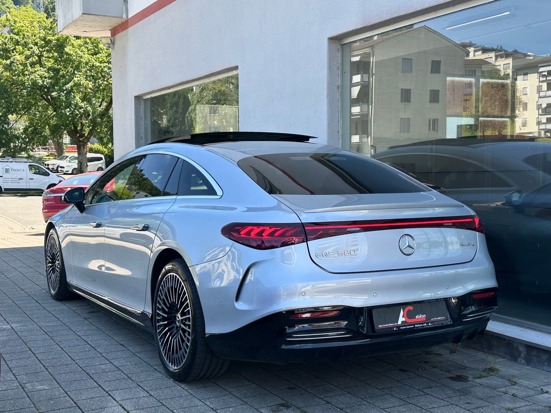 MERCEDES-BENZ EQS 580 4Matic Edition 1 Premium-Paket-showroom-element-1