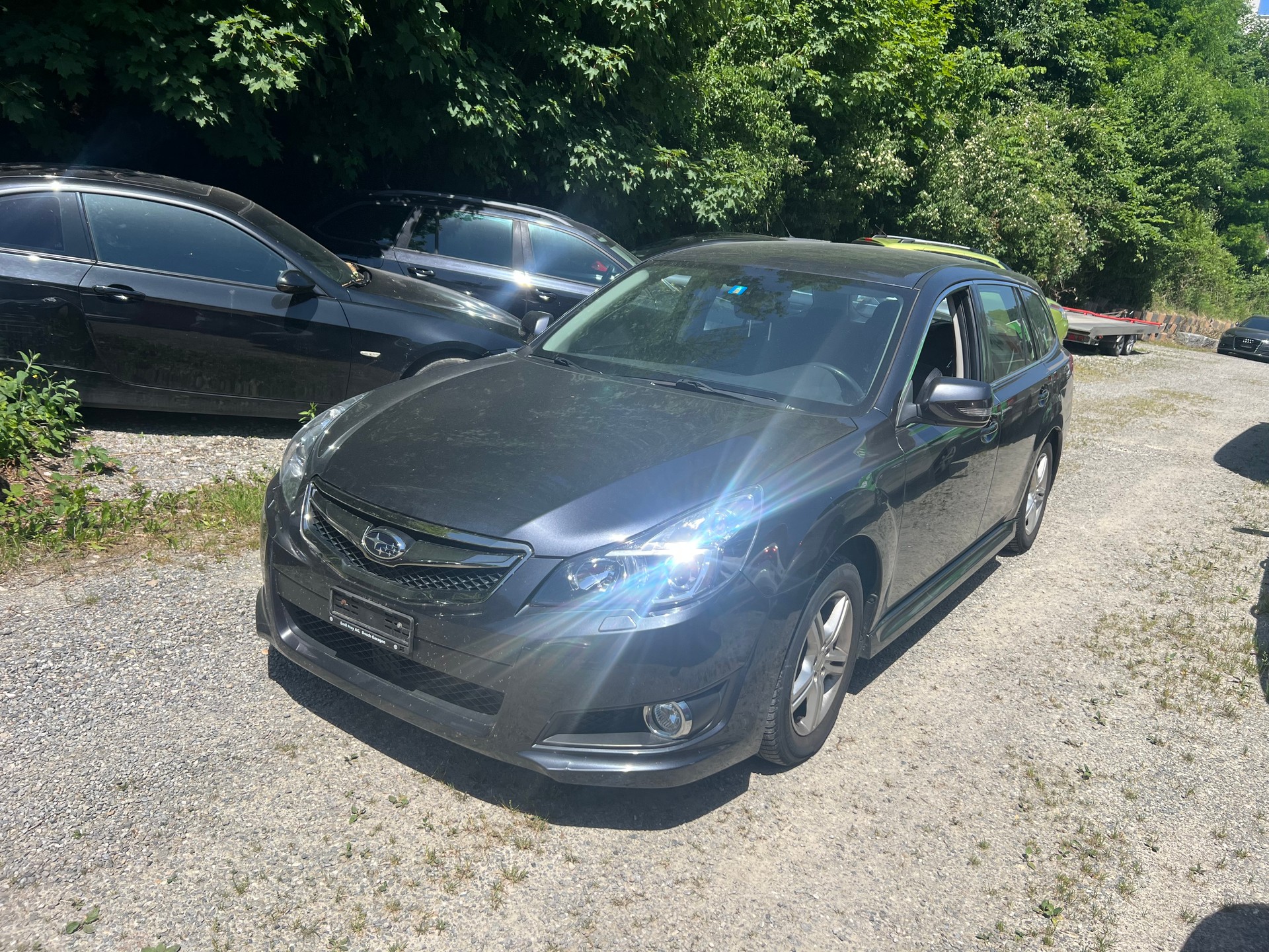 SUBARU Legacy 2.5i Swiss S AWD Lineartronic-image-2
