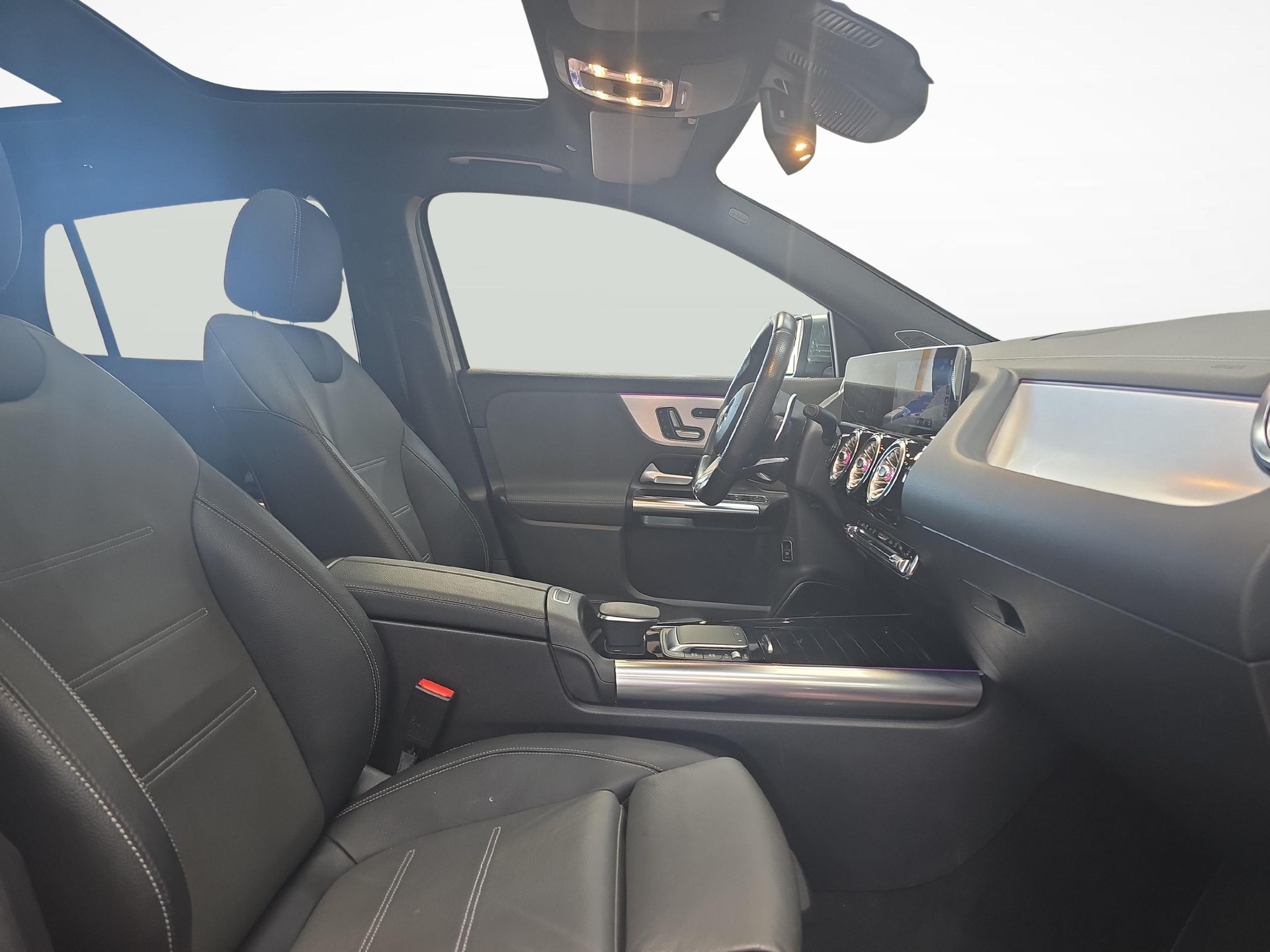 MERCEDES-BENZ GLA 35 AMG 4MATIC-image-6
