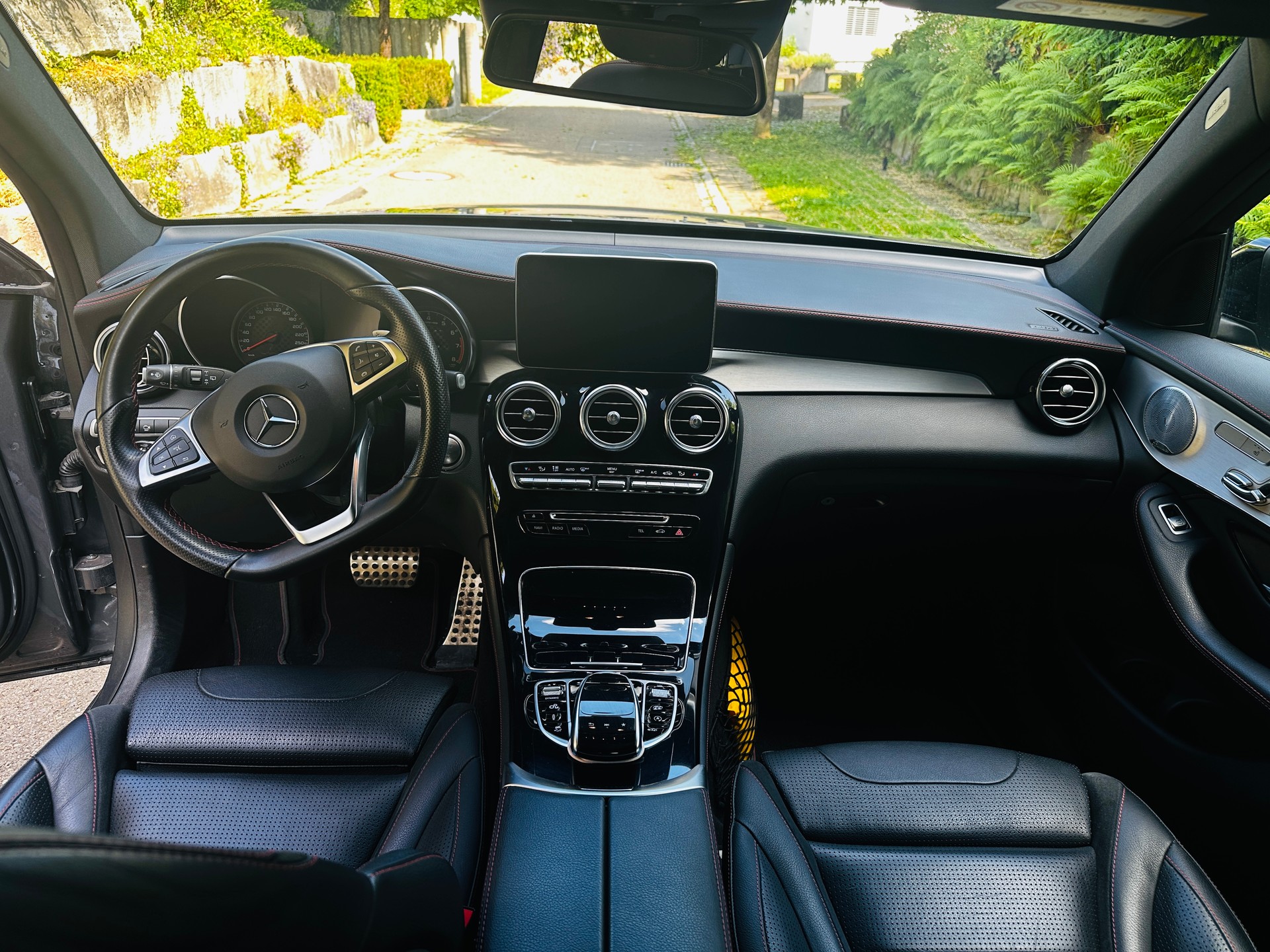 MERCEDES-BENZ GLC 43 AMG 4m-image-6