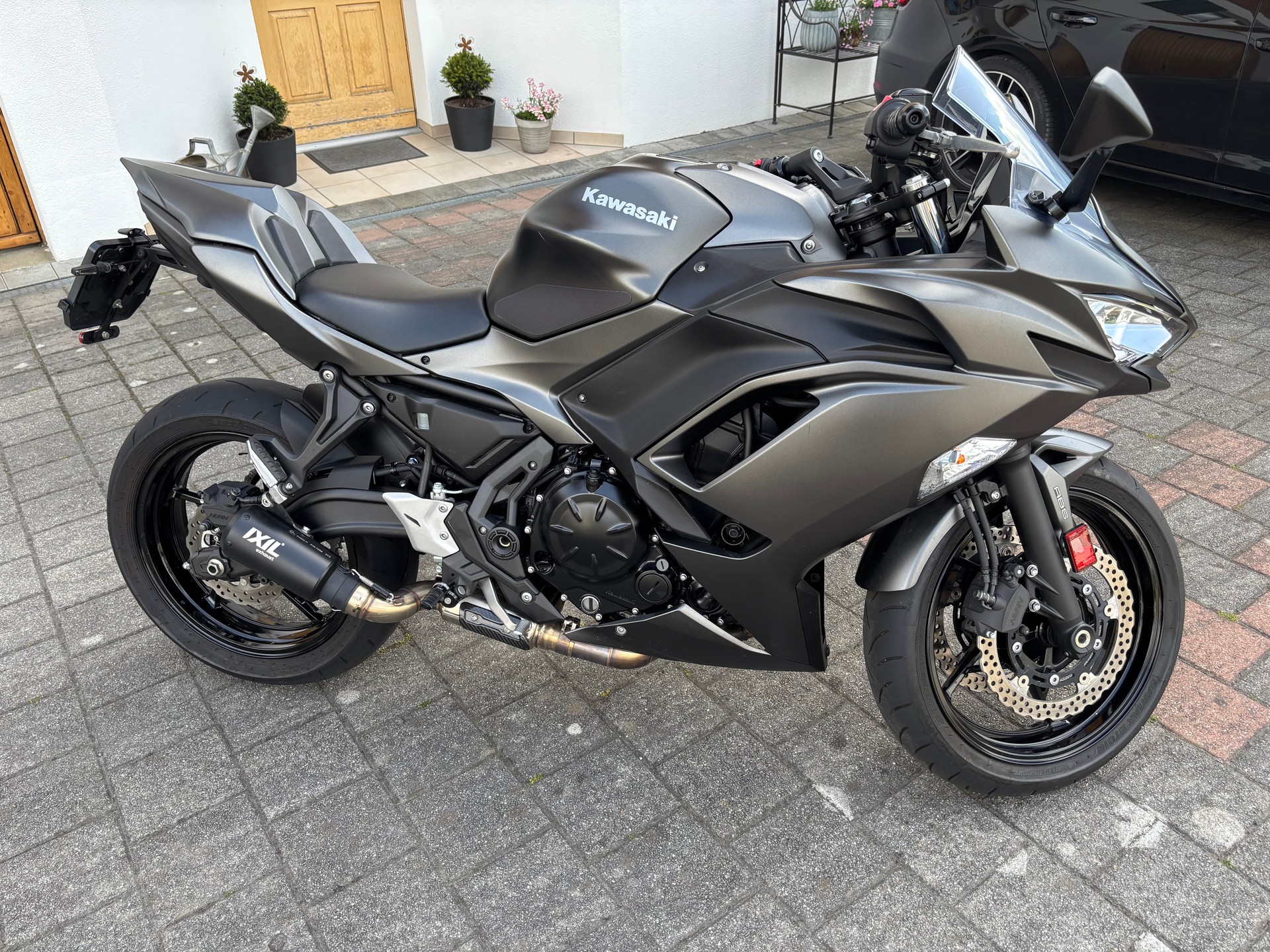 KAWASAKI NINJA 650-image-1