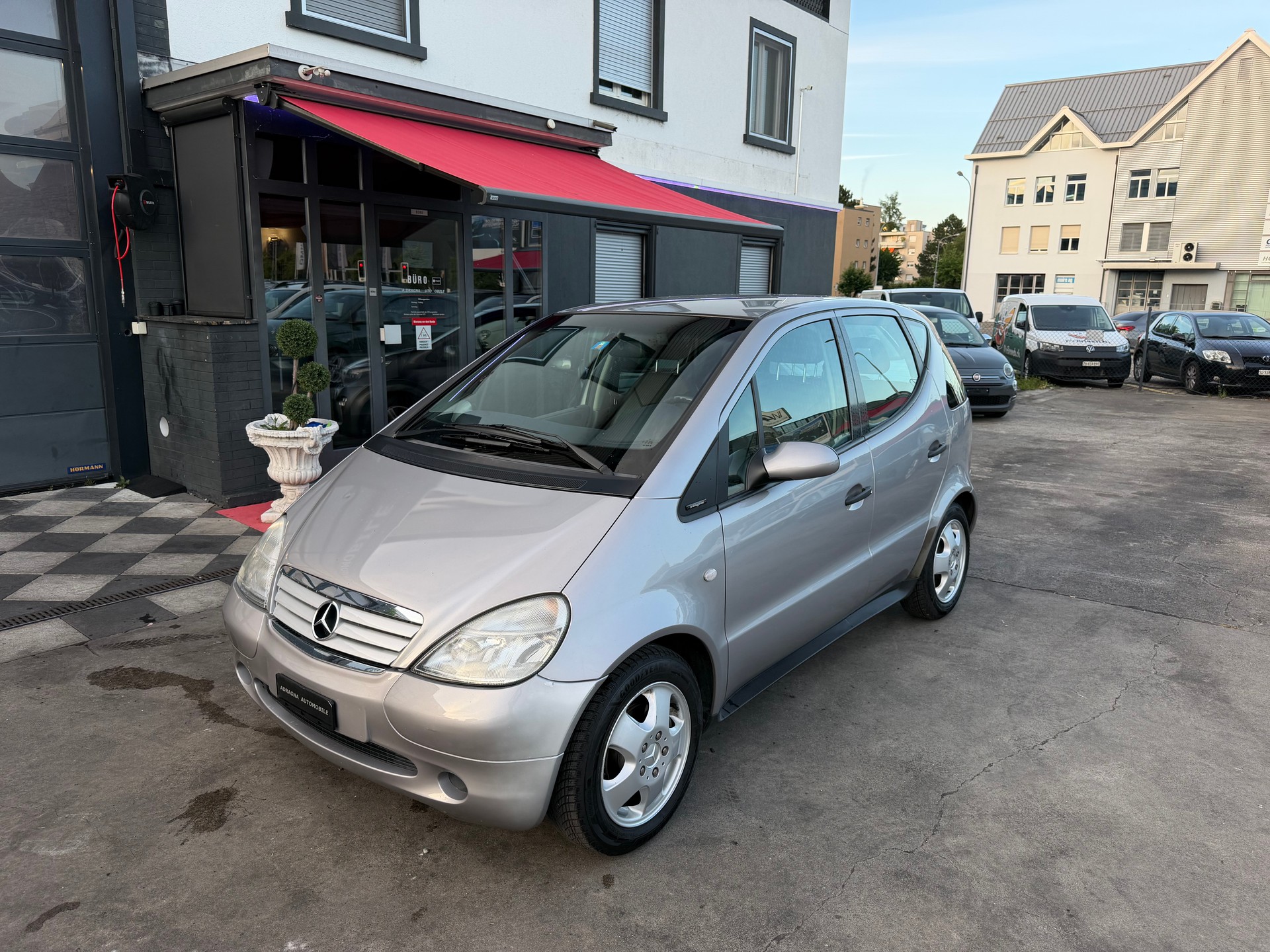 MERCEDES-BENZ A 160 Avantgarde-image-4