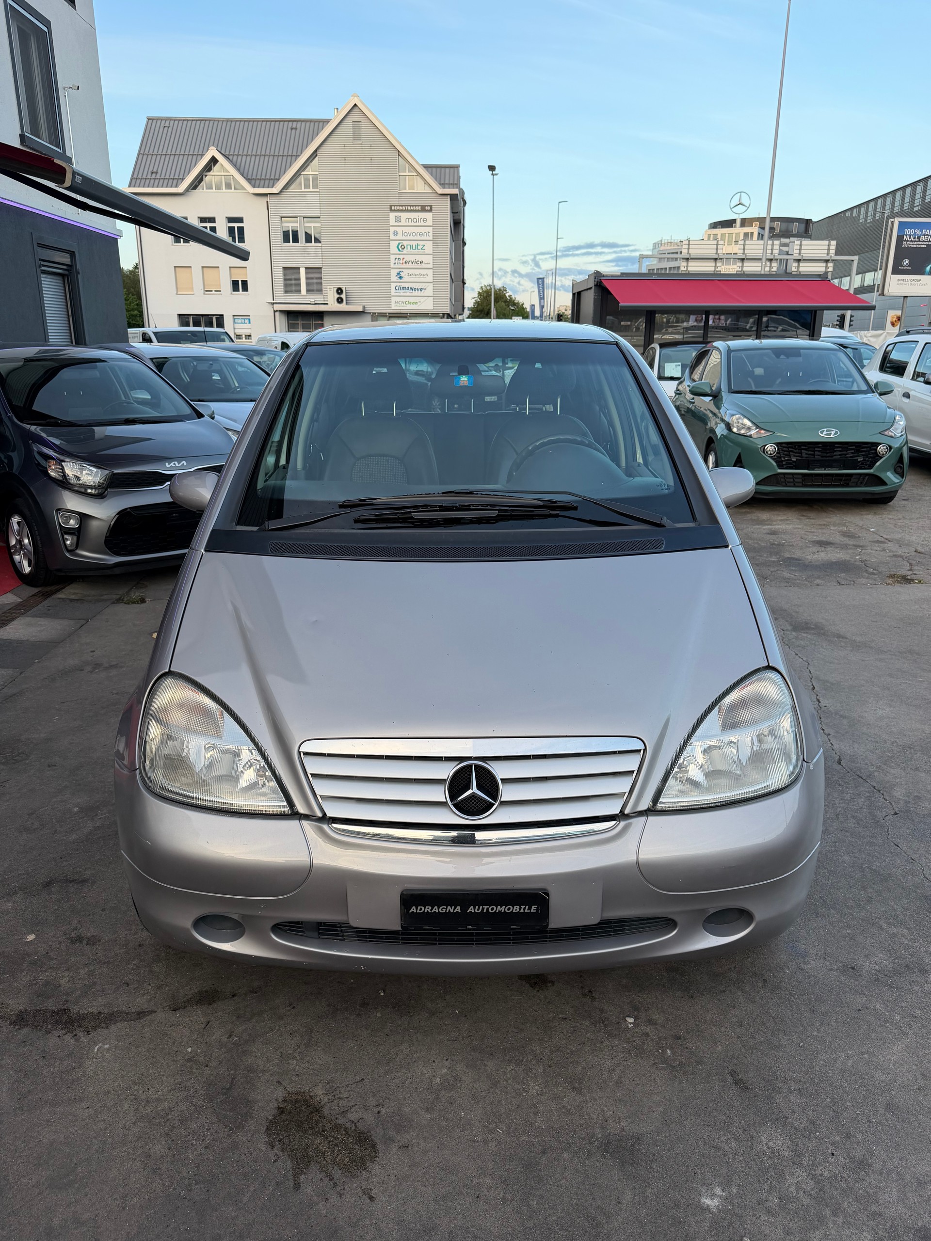 MERCEDES-BENZ A 160 Avantgarde-image-9