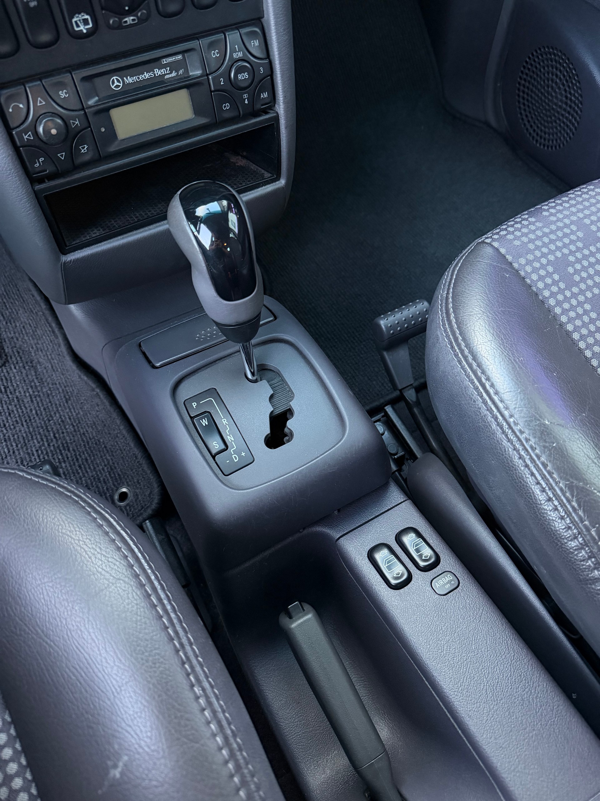 MERCEDES-BENZ A 160 Avantgarde-image-17