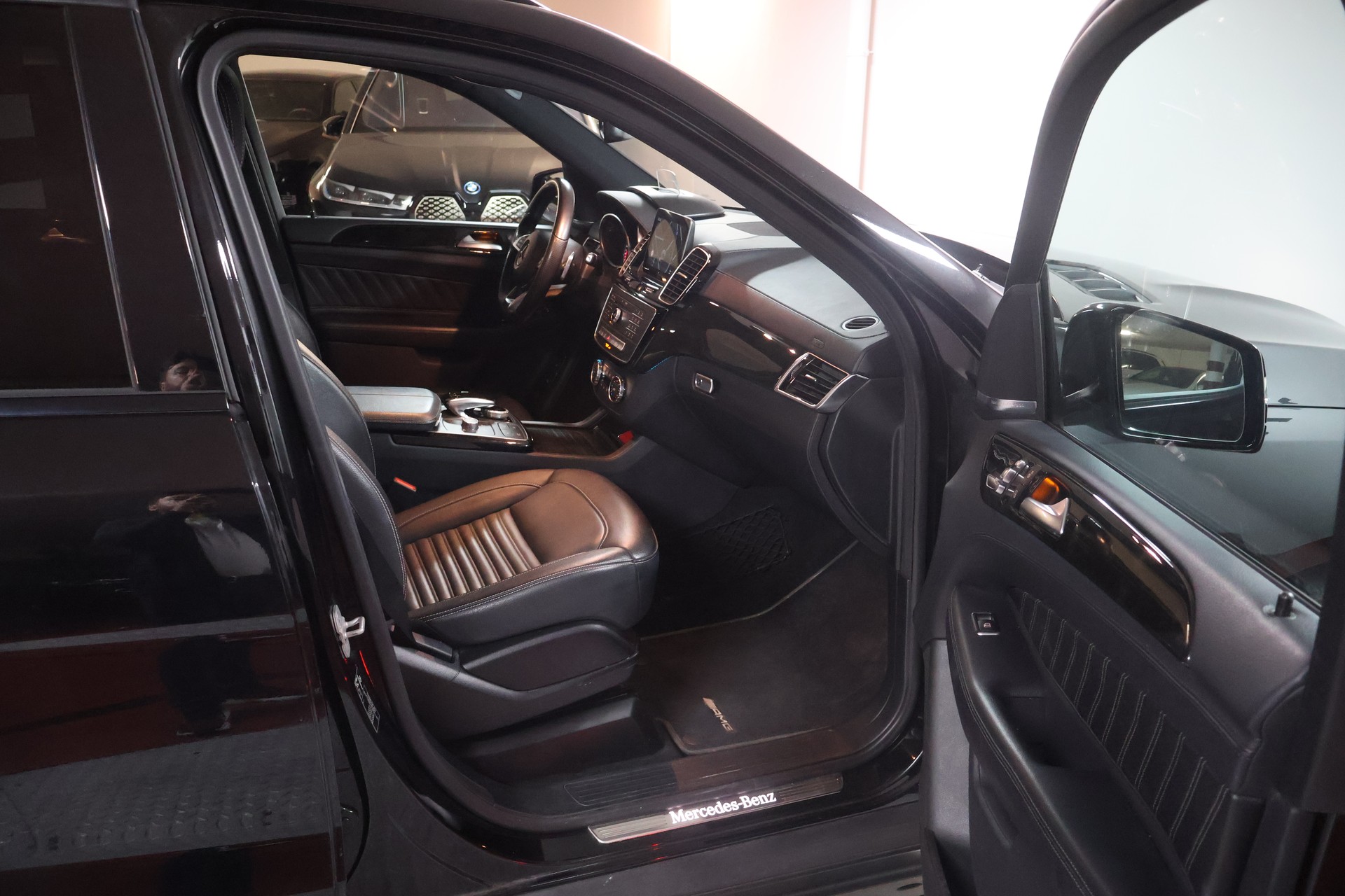 MERCEDES-BENZ GLE 500 4Matic 9G-Tronic-image-16