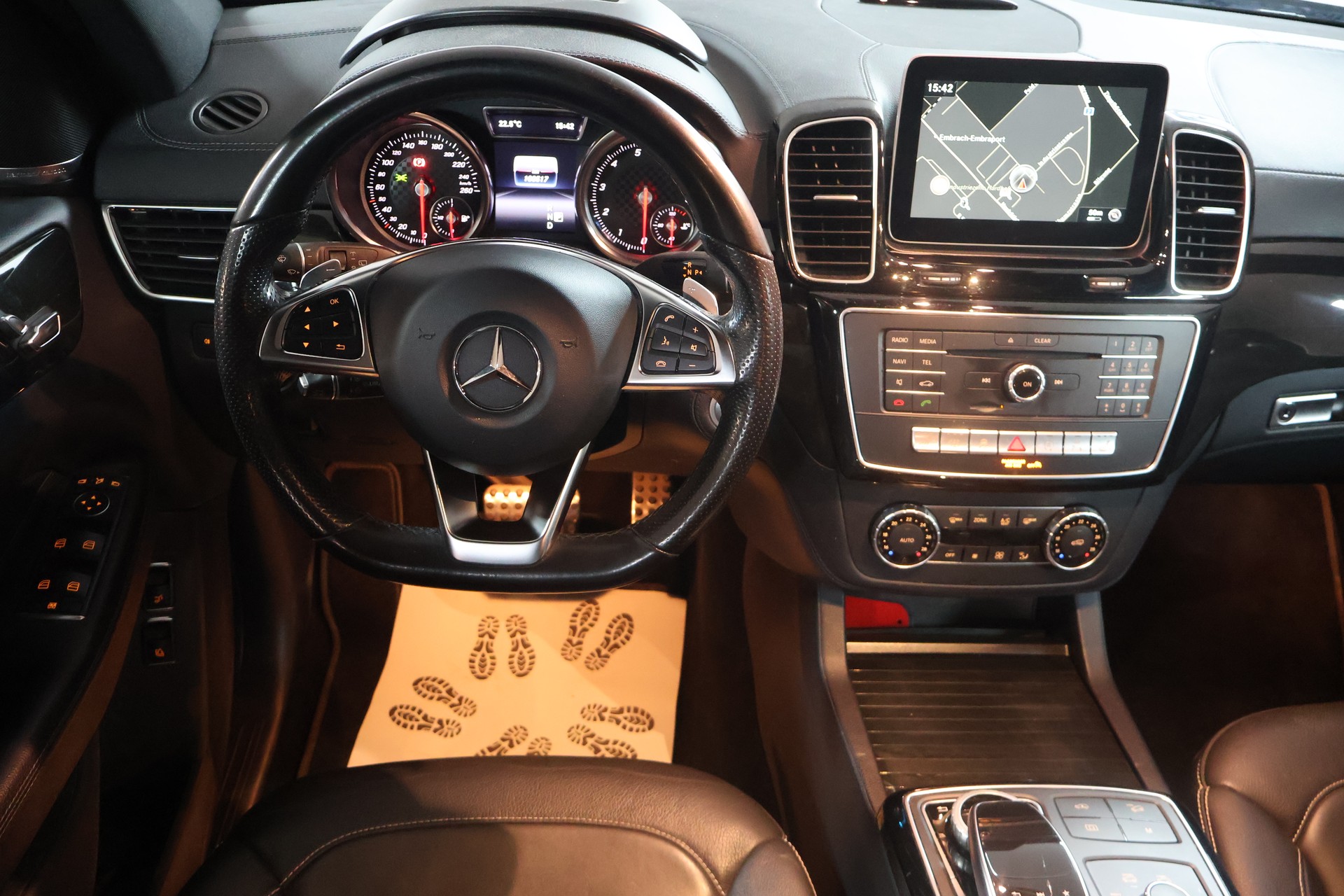 MERCEDES-BENZ GLE 500 4Matic 9G-Tronic-image-9