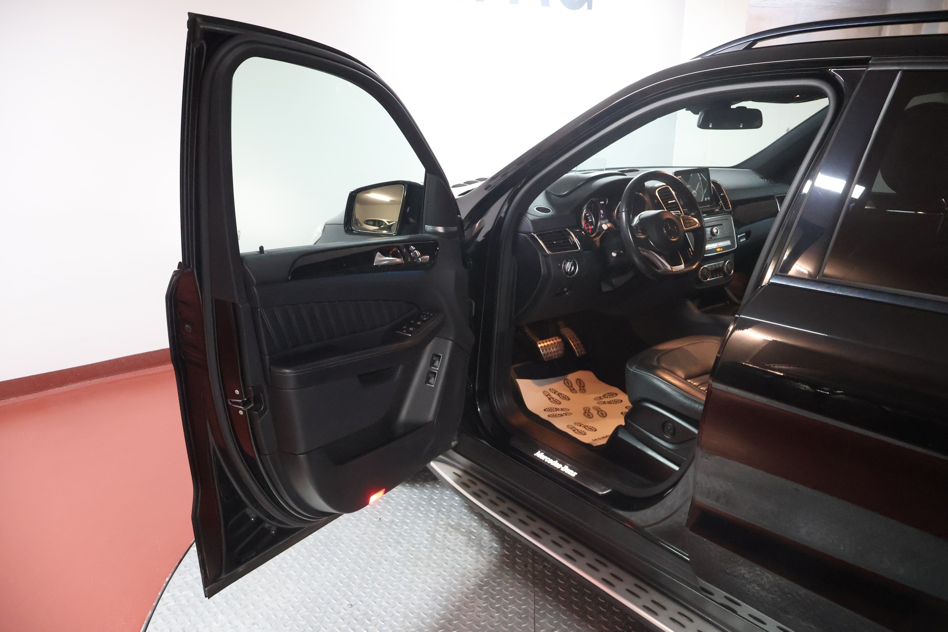 MERCEDES-BENZ GLE 500 4Matic 9G-Tronic-image-4