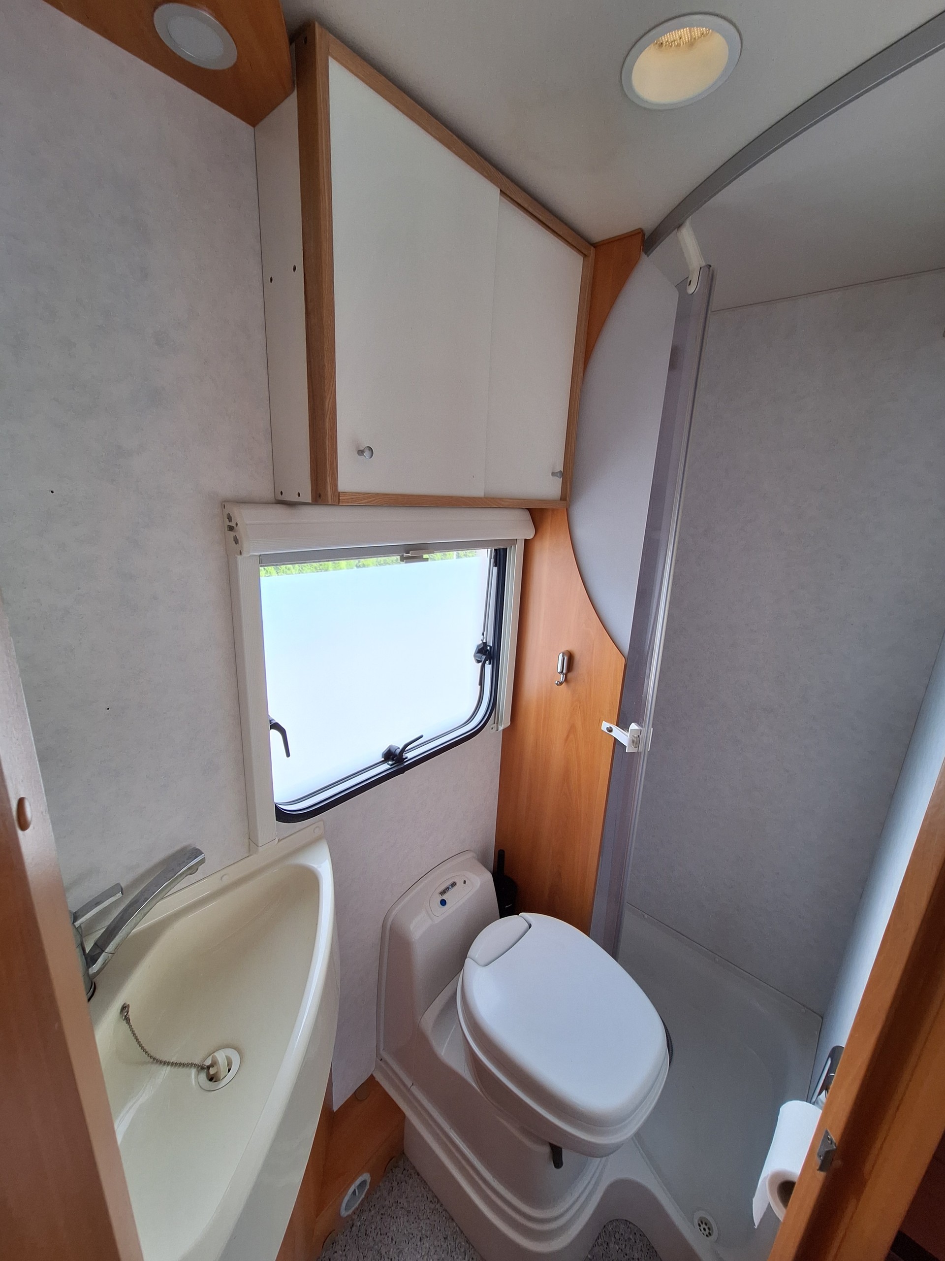 WEINSBERG Meteor - FIAT DUCATO 3.0 JTD MuliJet-image-10