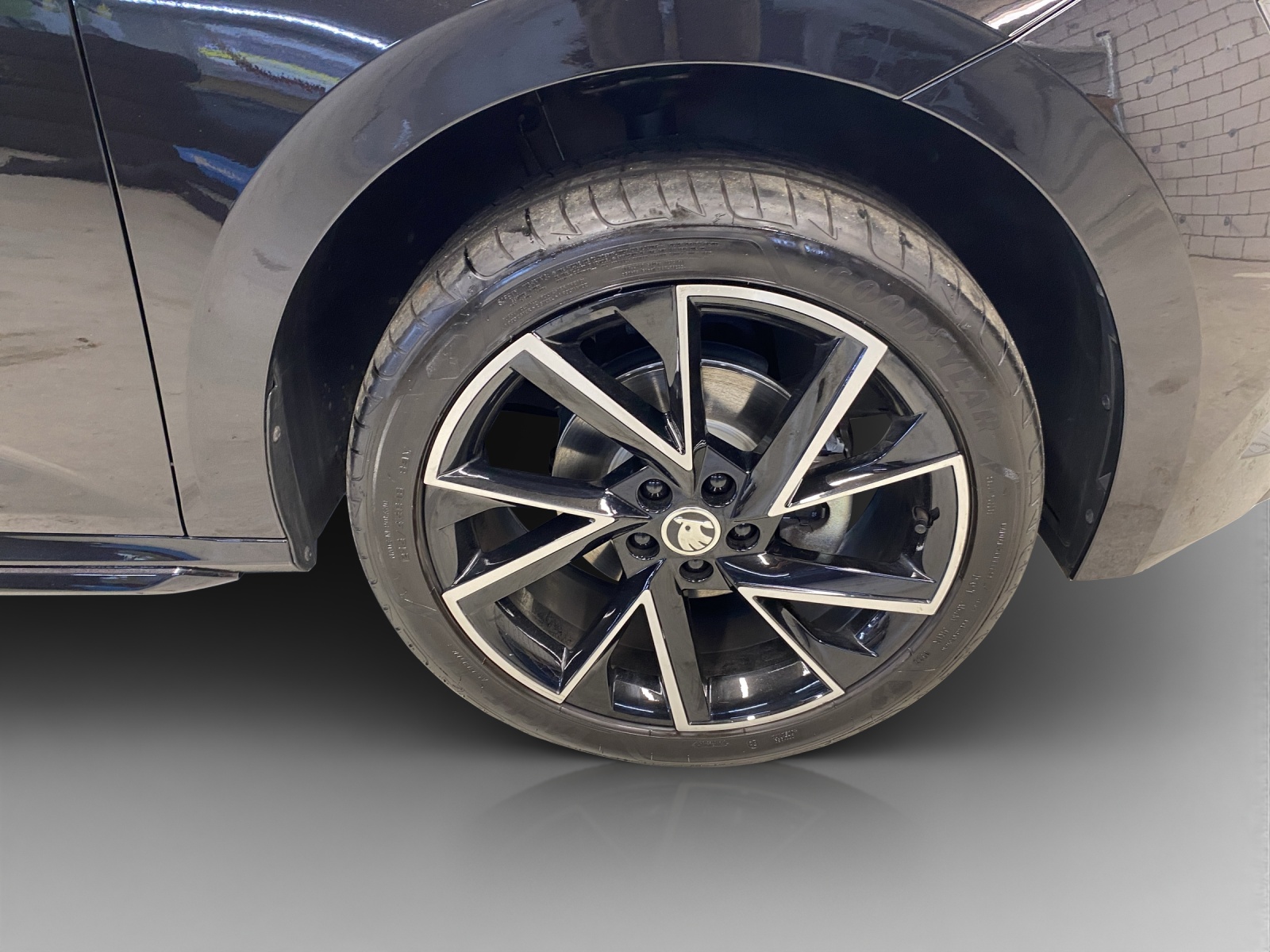 SKODA Kamiq 1.0 TSI Monte Carlo DSG-image-15