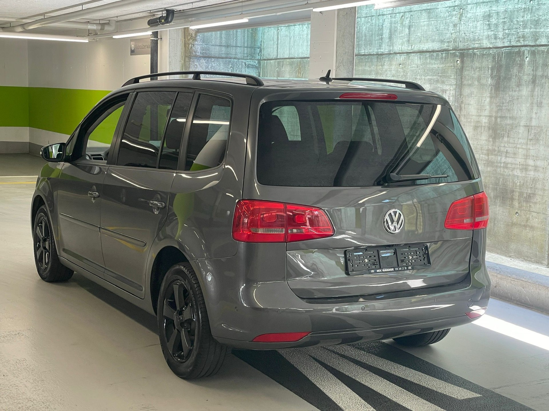 VW Touran 1.4 TSI Highline DSG // MFK NEU-showroom-element-2