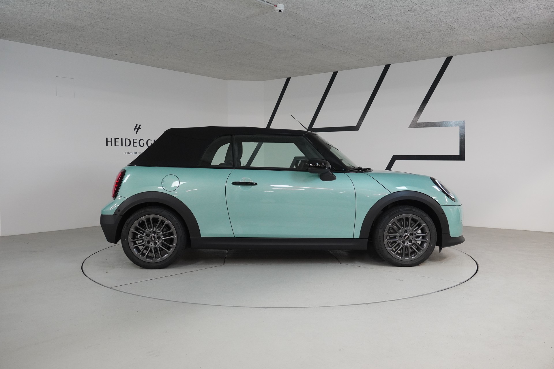 MINI Cooper C Cabriolet DKG-image-7