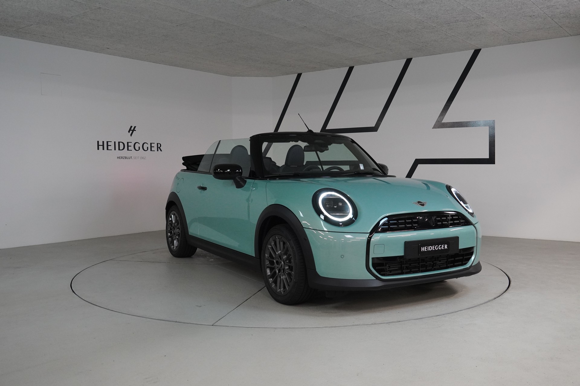 MINI Cooper C Cabriolet DKG-image-8
