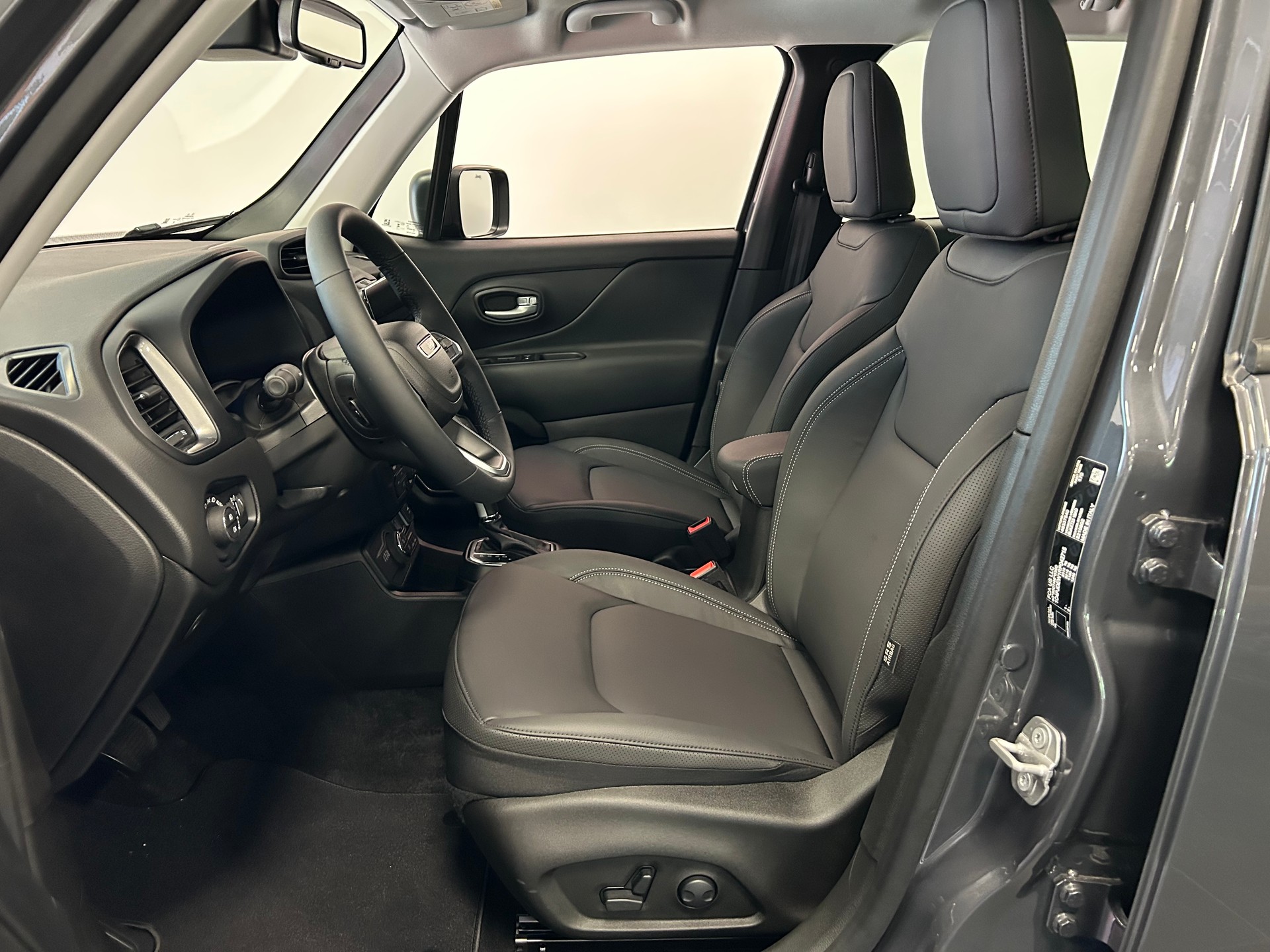 JEEP Renegade 1.3 T PHEV Summit AWD-image-8