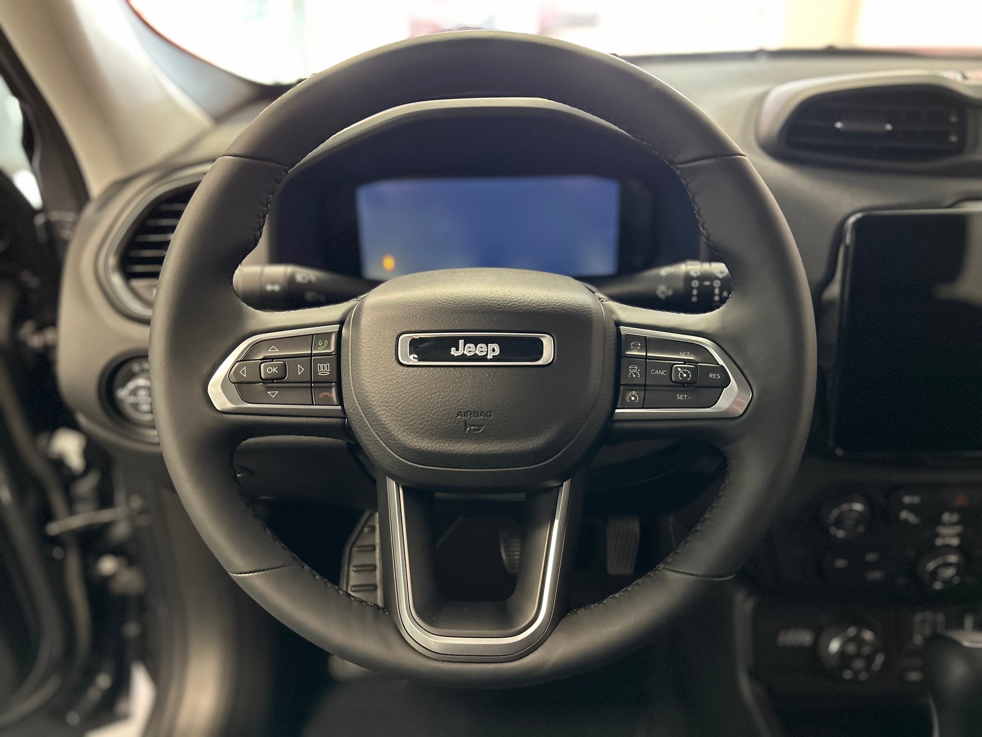 JEEP Renegade 1.3 T PHEV Summit AWD-image-12