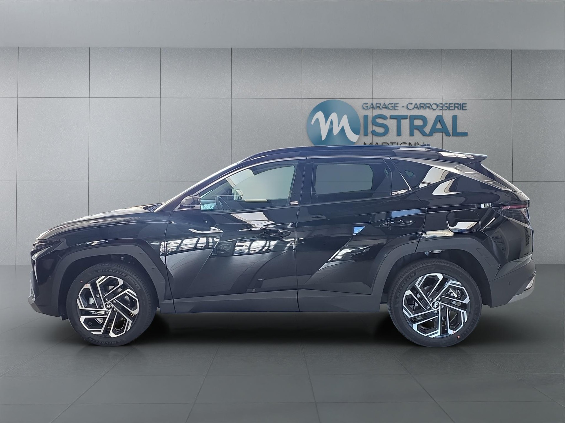 HYUNDAI Tucson 1.6 T-GDi HEV Vertex Swiss Edition 4WD-showroom-element-1