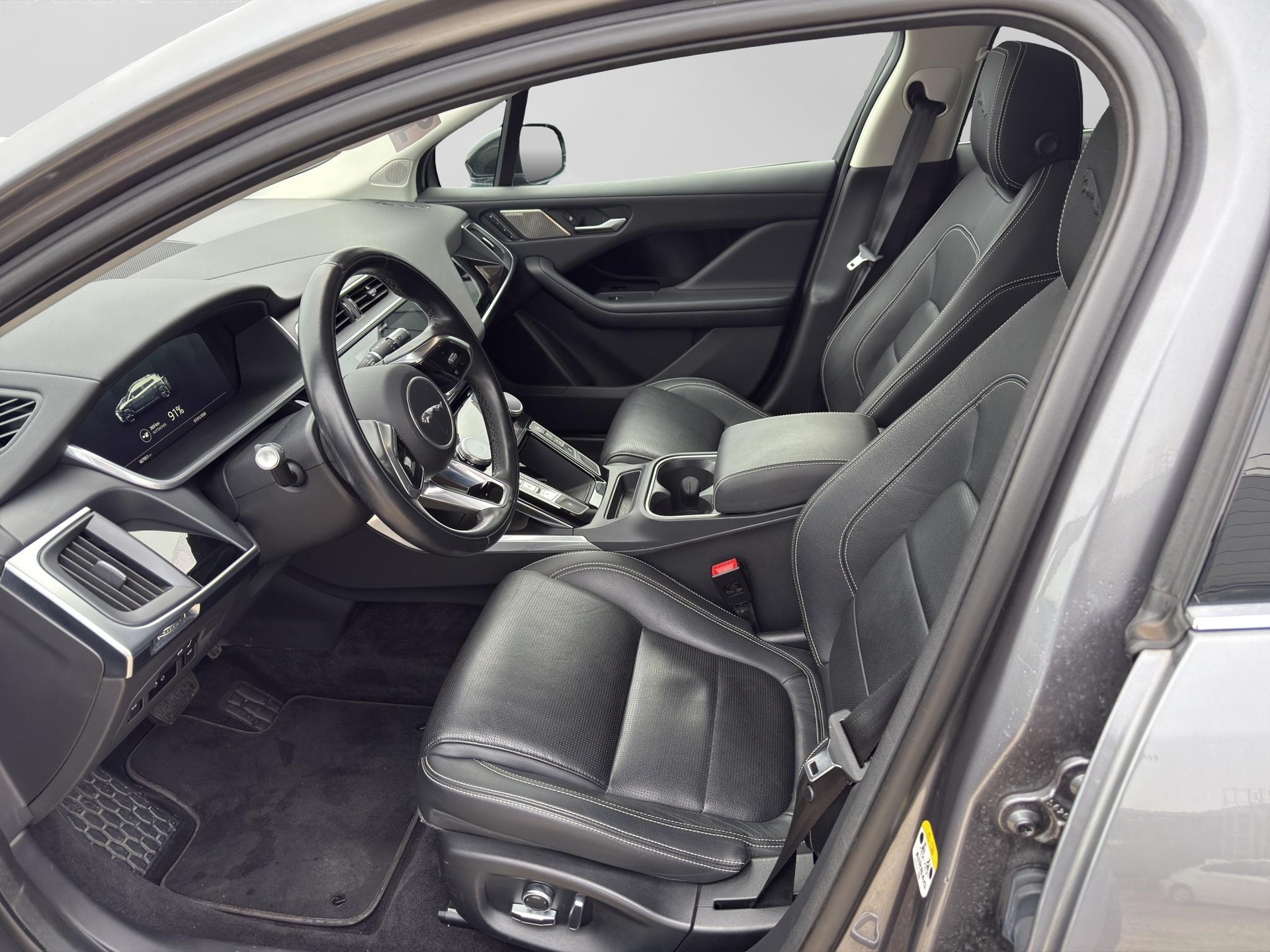 JAGUAR I-Pace EV400 SE AWD-showroom-element-2
