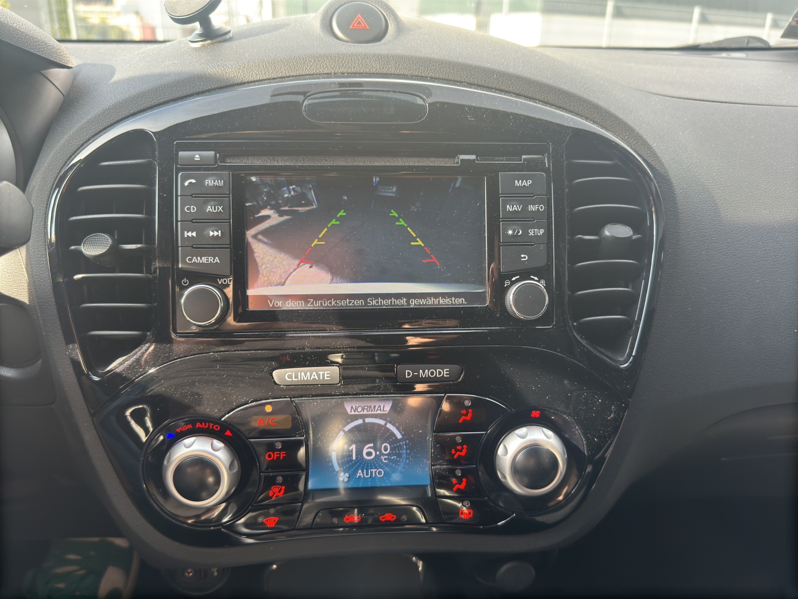 NISSAN Juke 1.6 DIG-T n-tec 4x4 Xtronic M-CVT-image-15