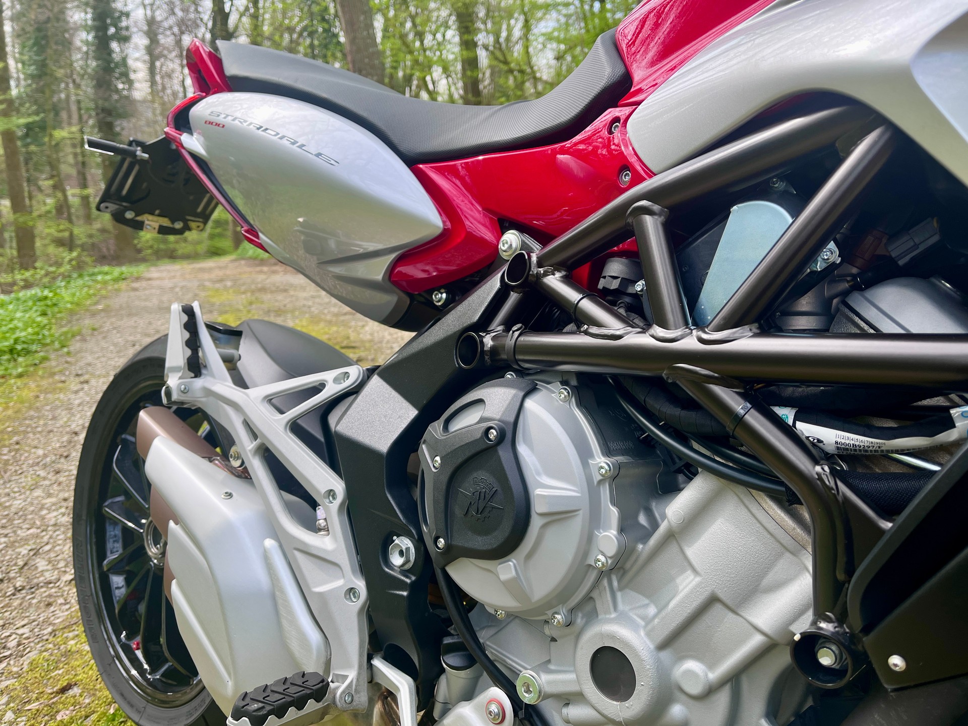 MV AGUSTA Stradale 800 EAS ABS-image-8
