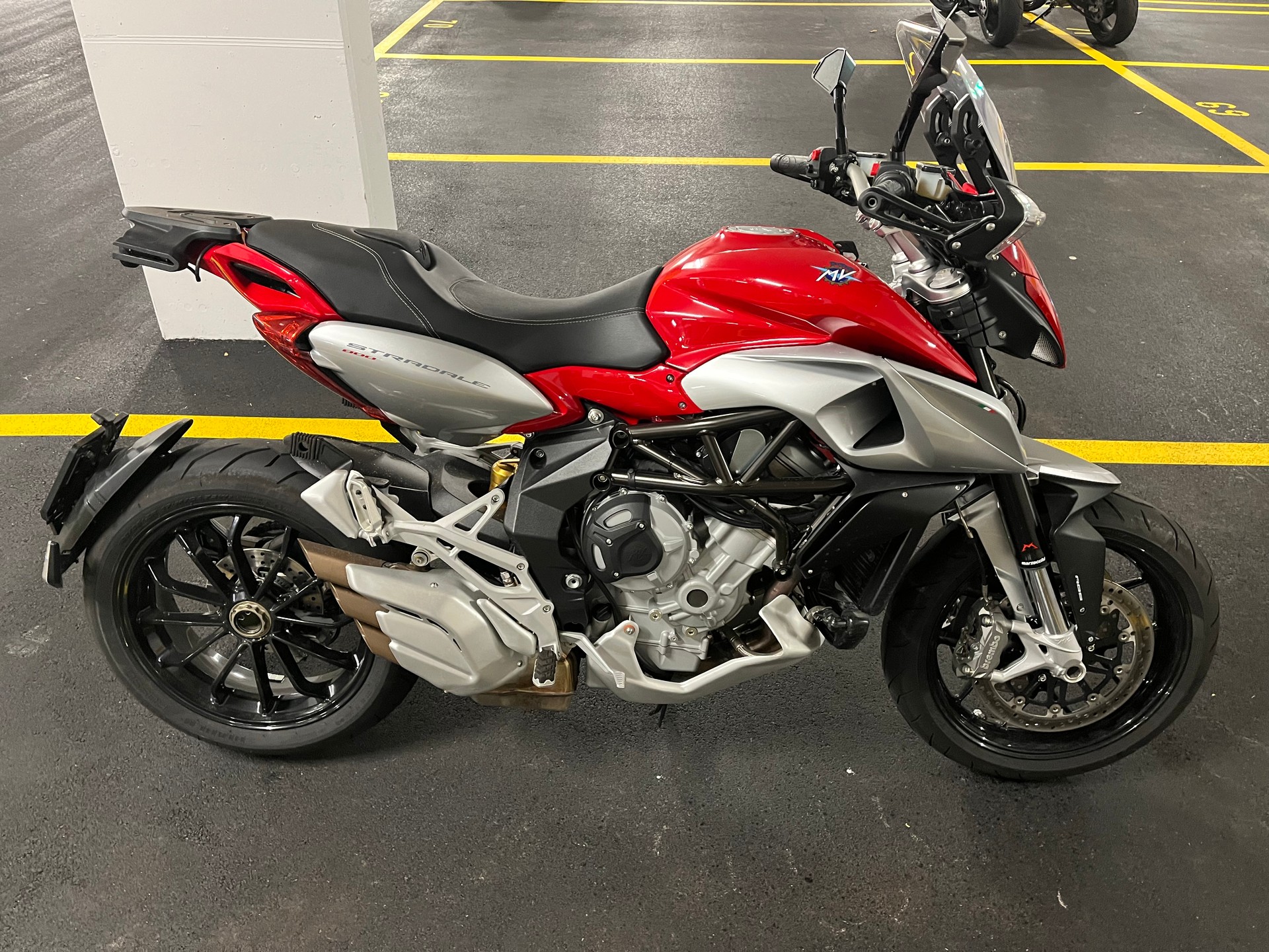MV AGUSTA Stradale 800 EAS ABS-image-10