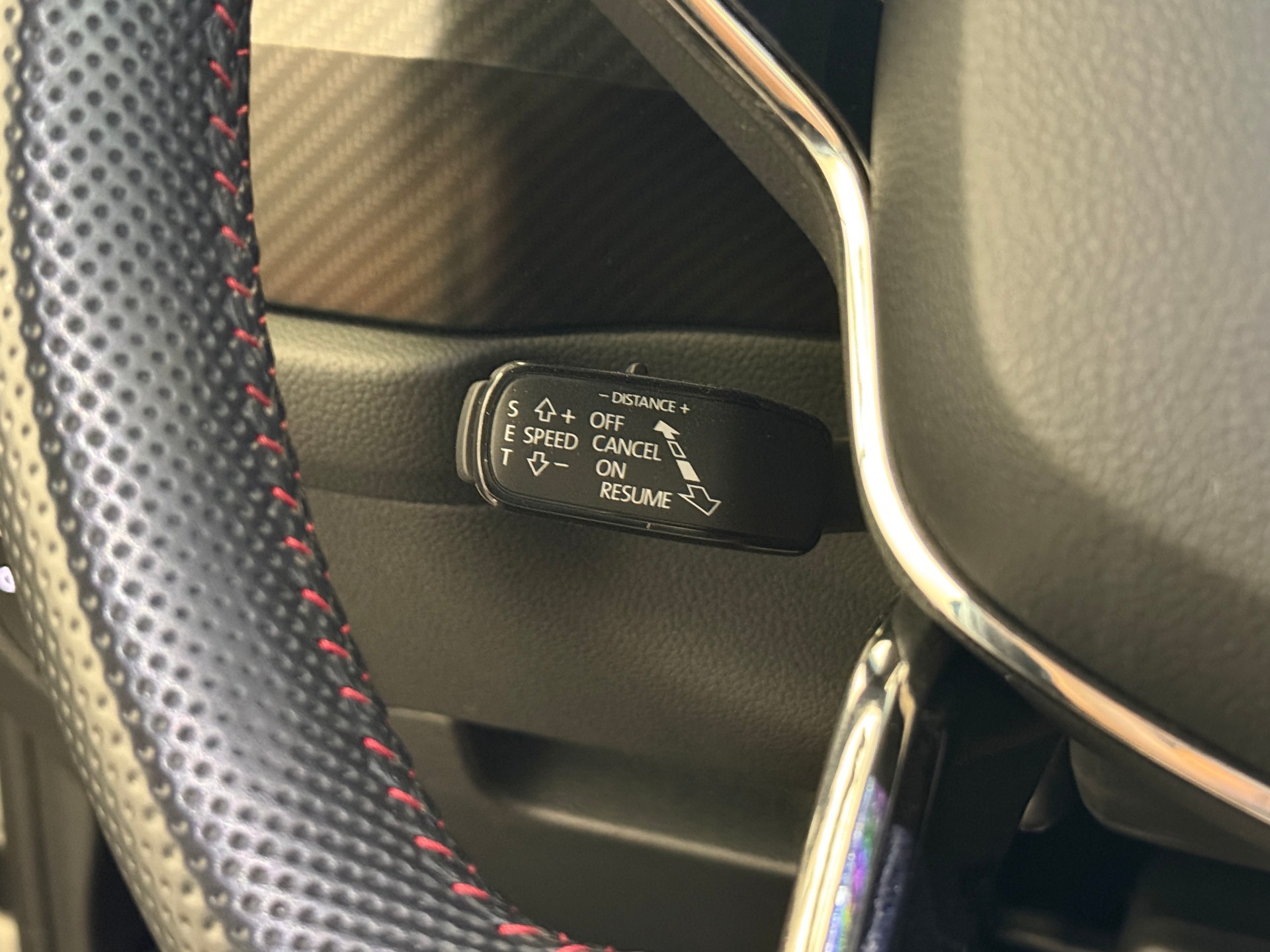 SKODA Kodiaq 2.0 TSI 4x4 RS *Anhängerkupplung*-image-8