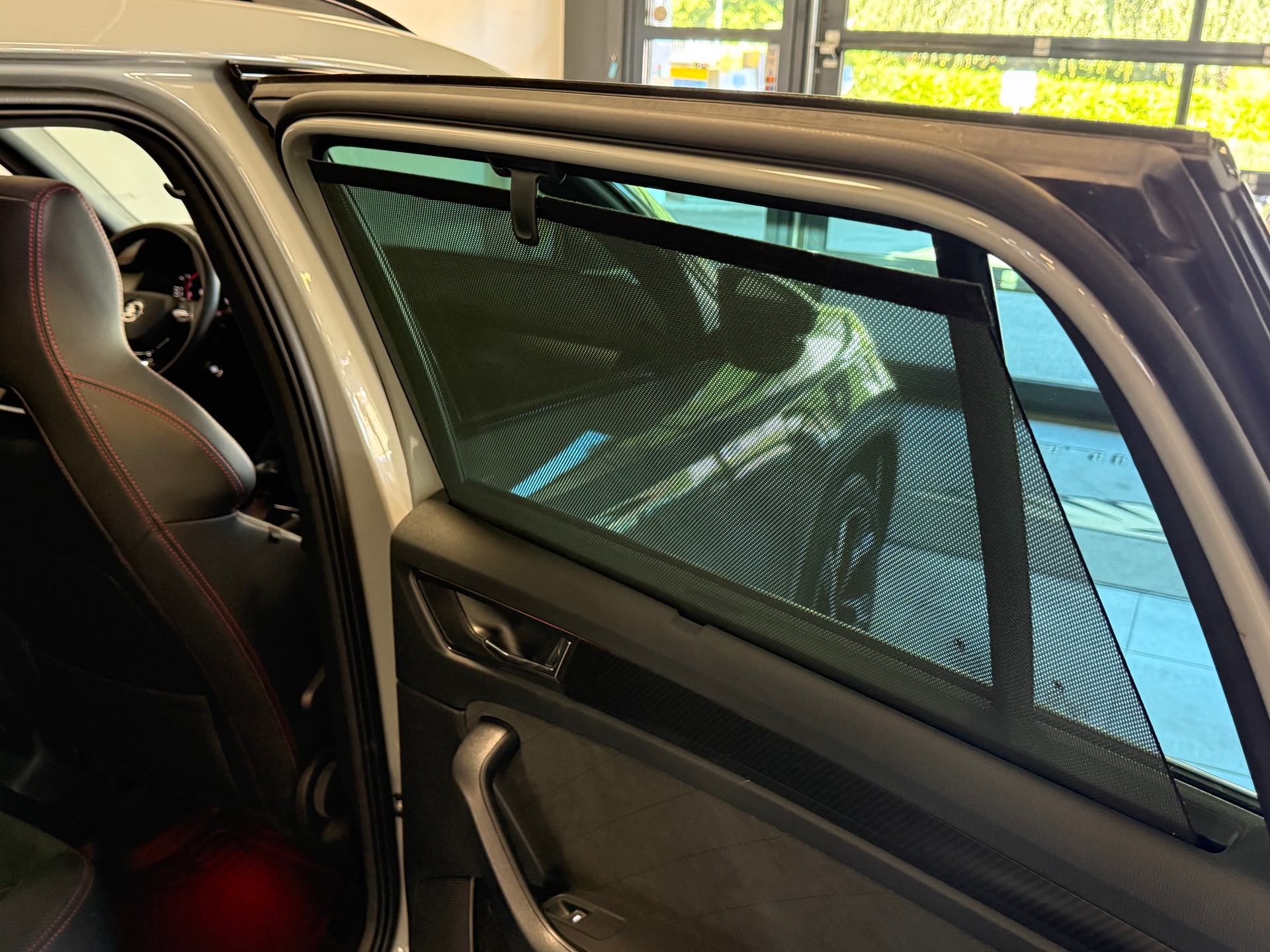 SKODA Kodiaq 2.0 TSI 4x4 RS *Anhängerkupplung*-image-15