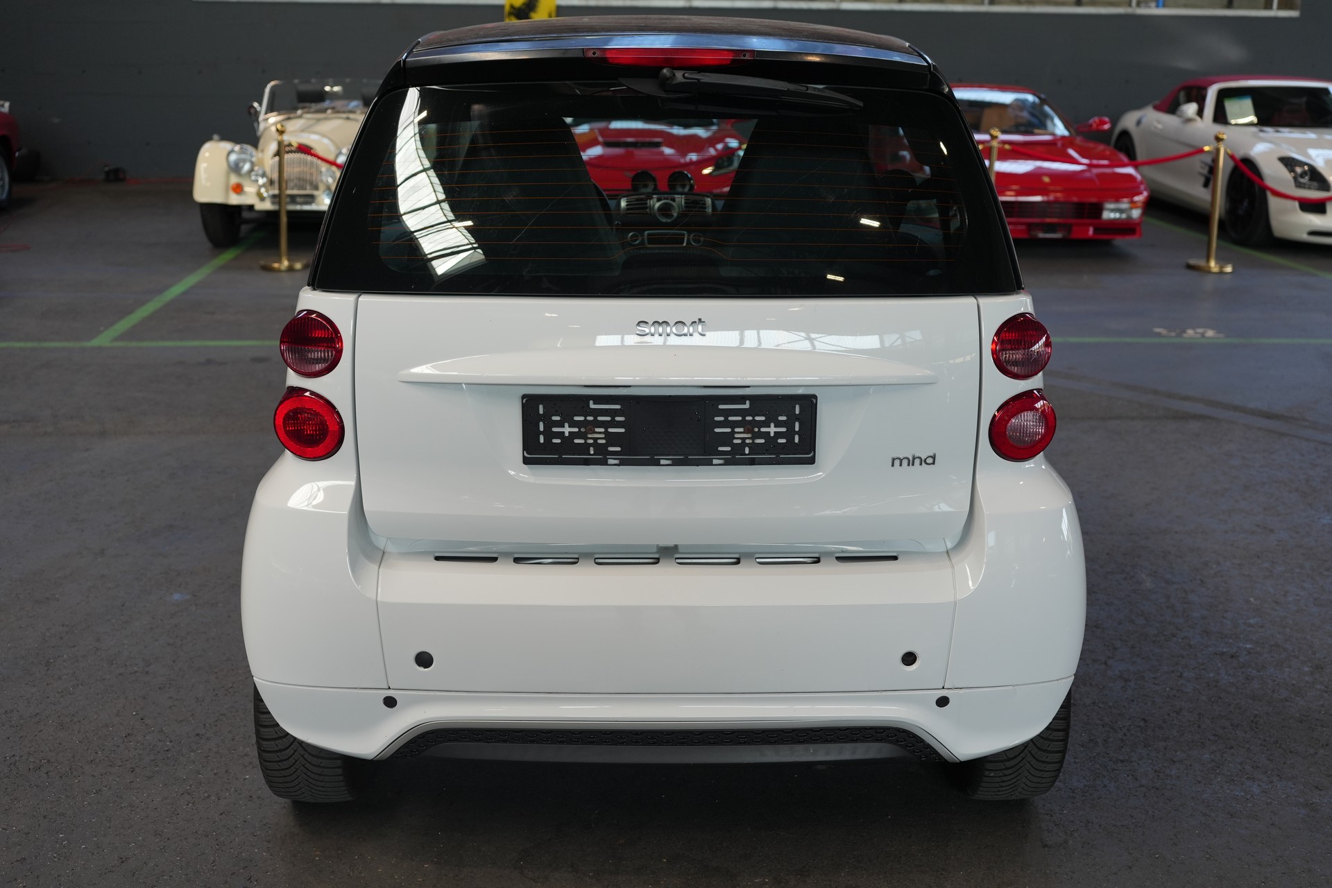 SMART fortwo city plus mhd softouch-showroom-element-2