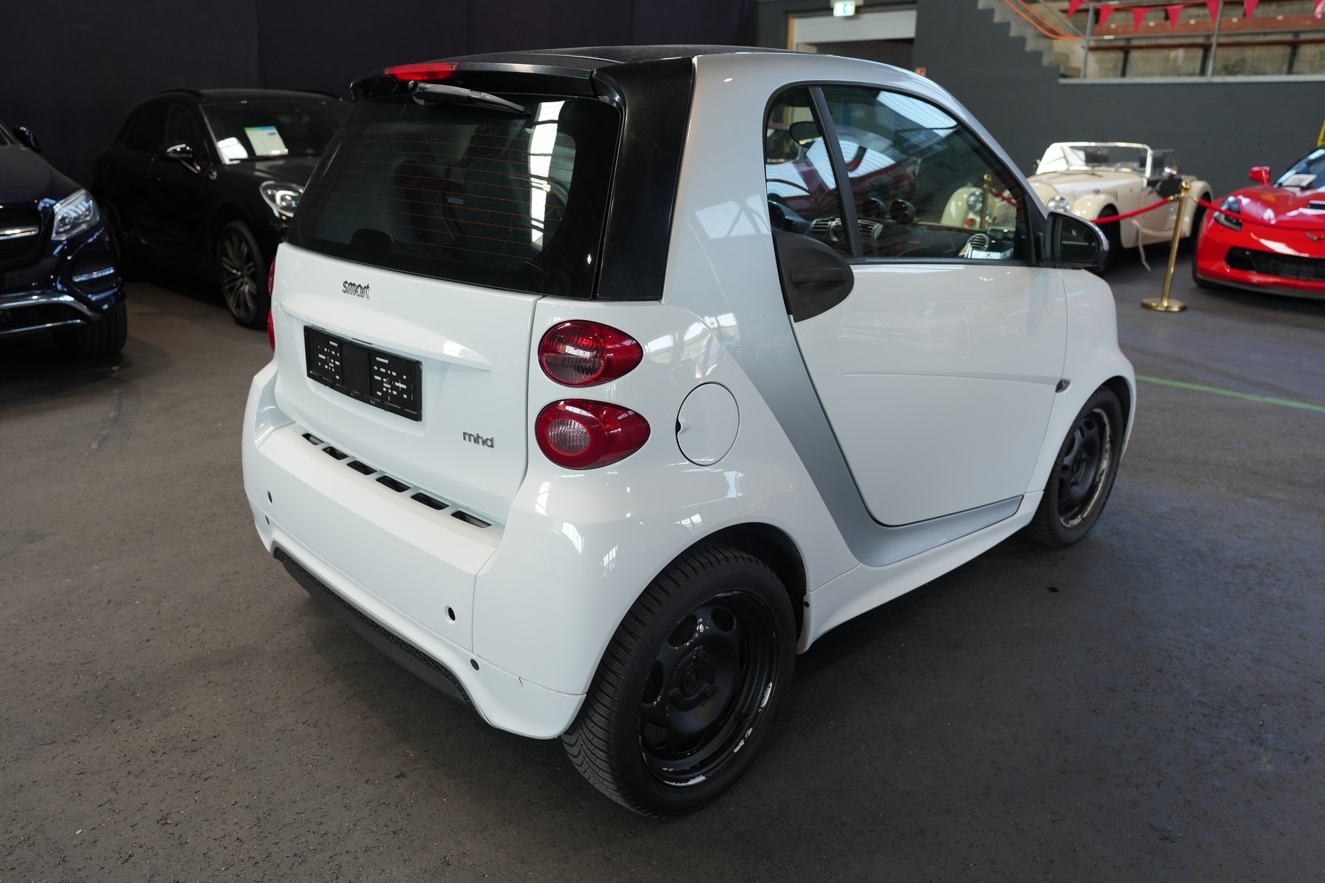 SMART fortwo city plus mhd softouch-showroom-element-3
