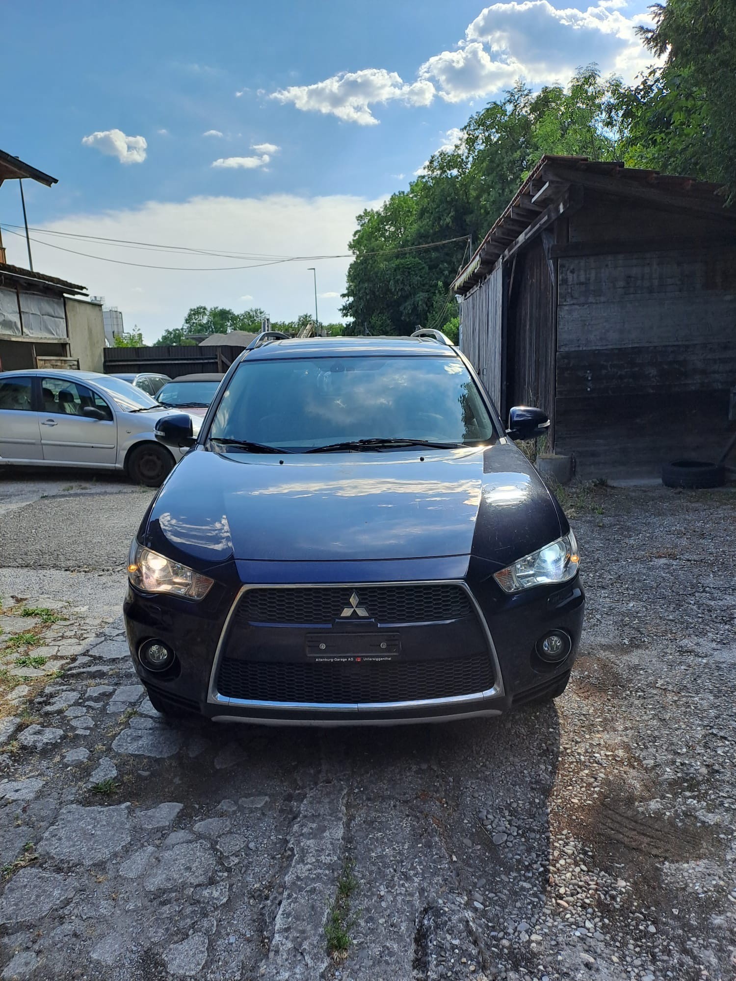 MITSUBISHI Outlander 2.2 DID Navigator 4WD TC-SST