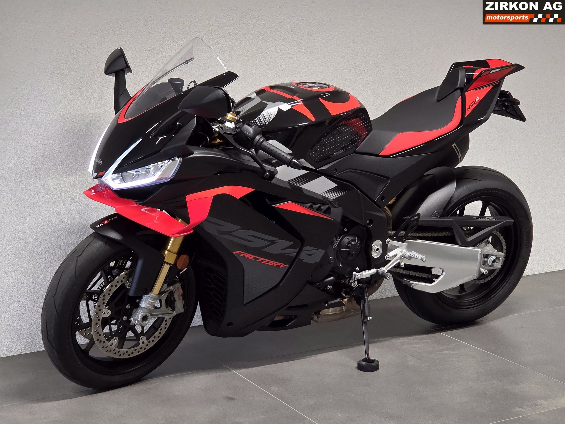 APRILIA RSV4 1100 E5+ Factory SC Project-image-9