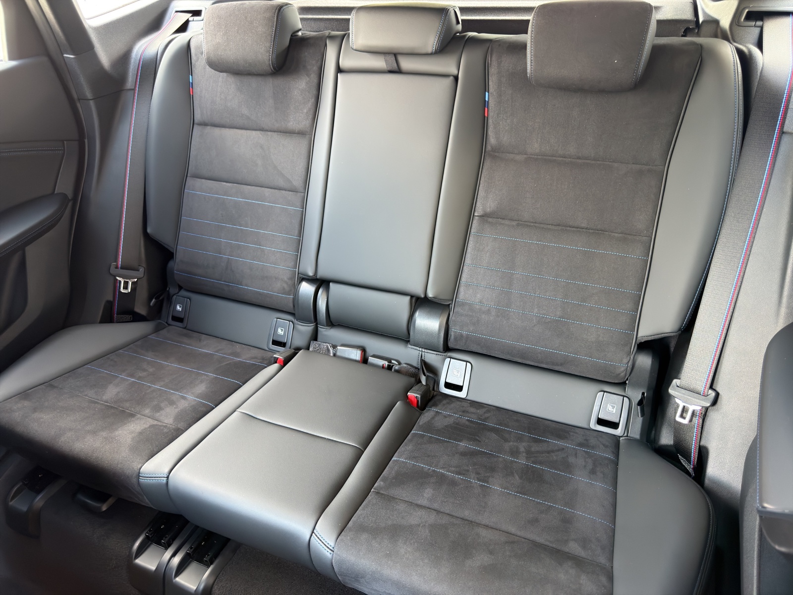 BMW X1 xDrive M35i-image-17