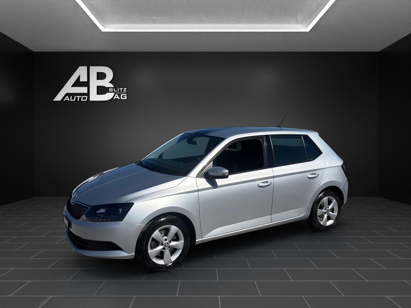 SKODA Fabia 1.2 TSI Ambition mit 110 PS-showroom-element-1