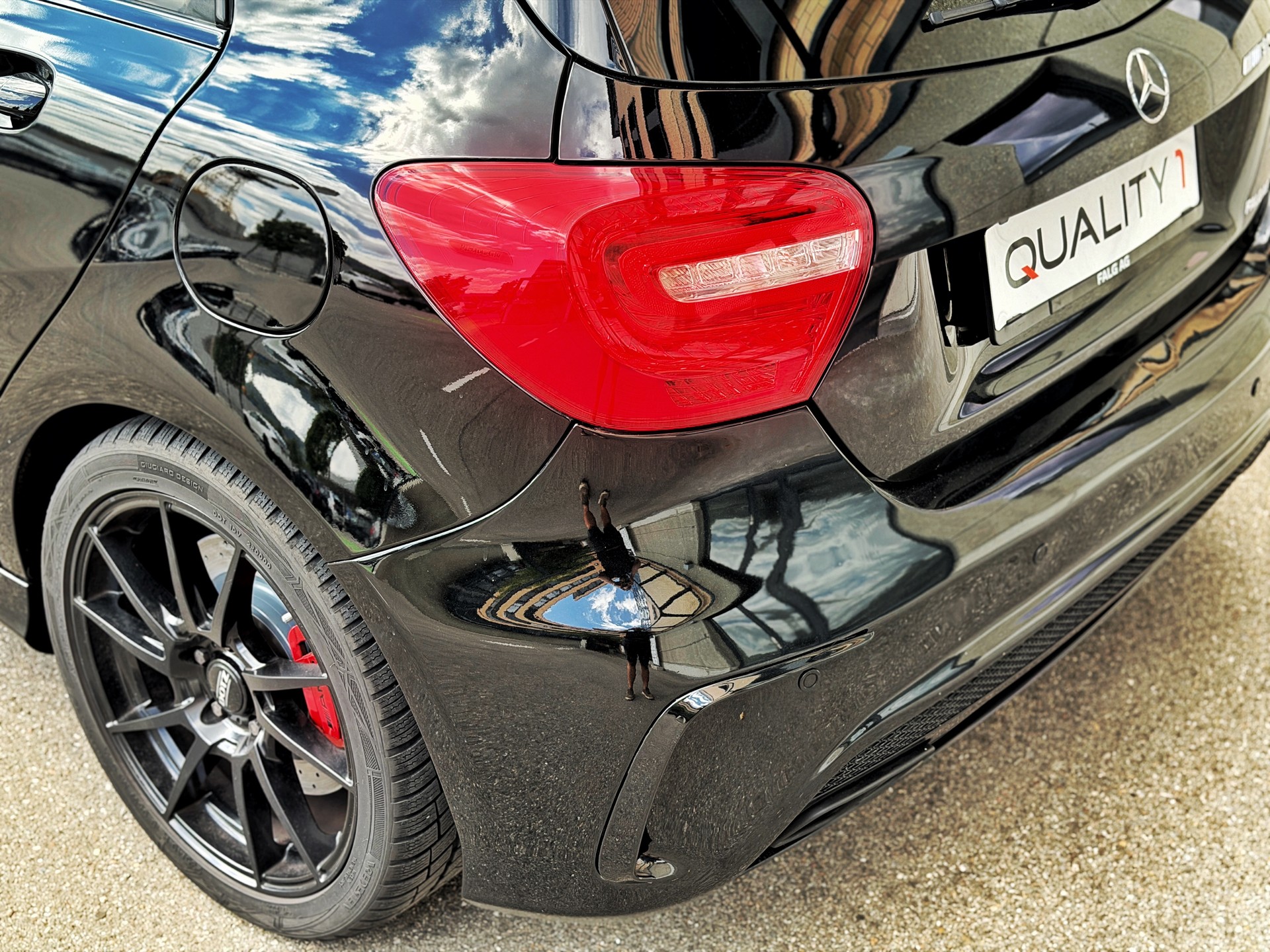 MERCEDES-BENZ A 45 AMG 4Matic Speedshift 7G-DCT-image-8