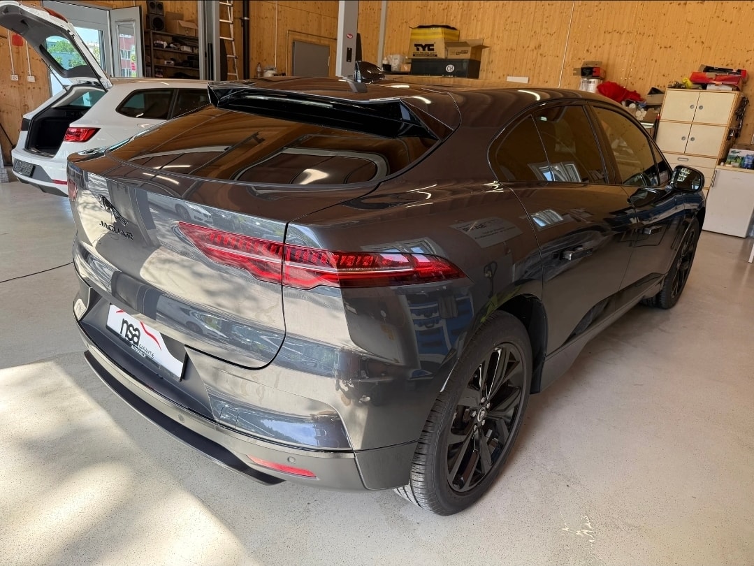 JAGUAR I-Pace EV400 SE AWD-showroom-element-3