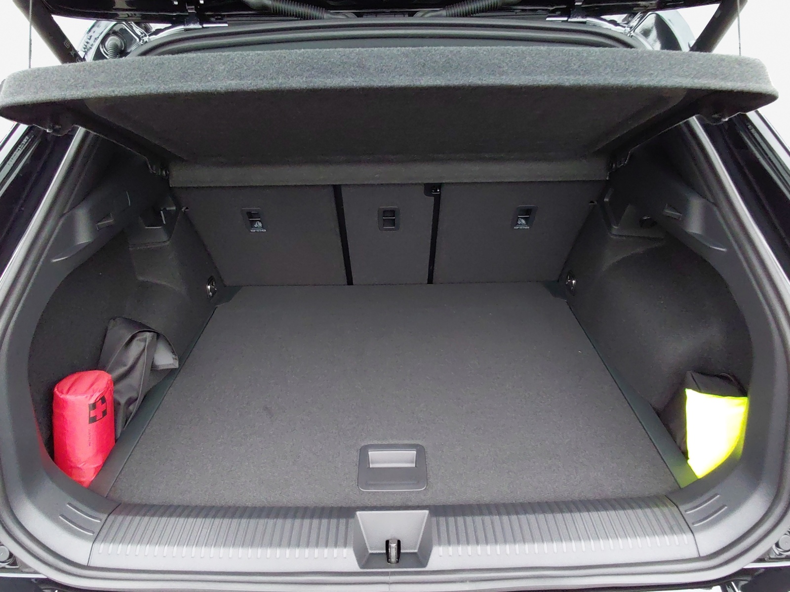 VW T-Roc 1.5 eTSI mHEV R-Line DSG-image-10