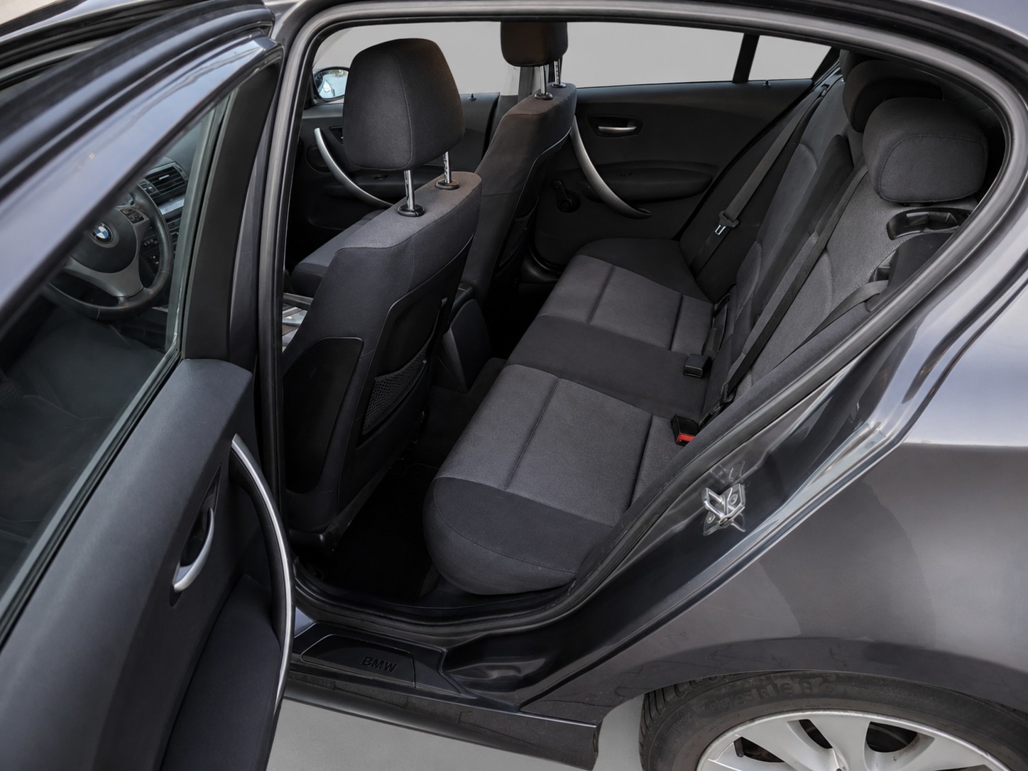 BMW 116i-image-9