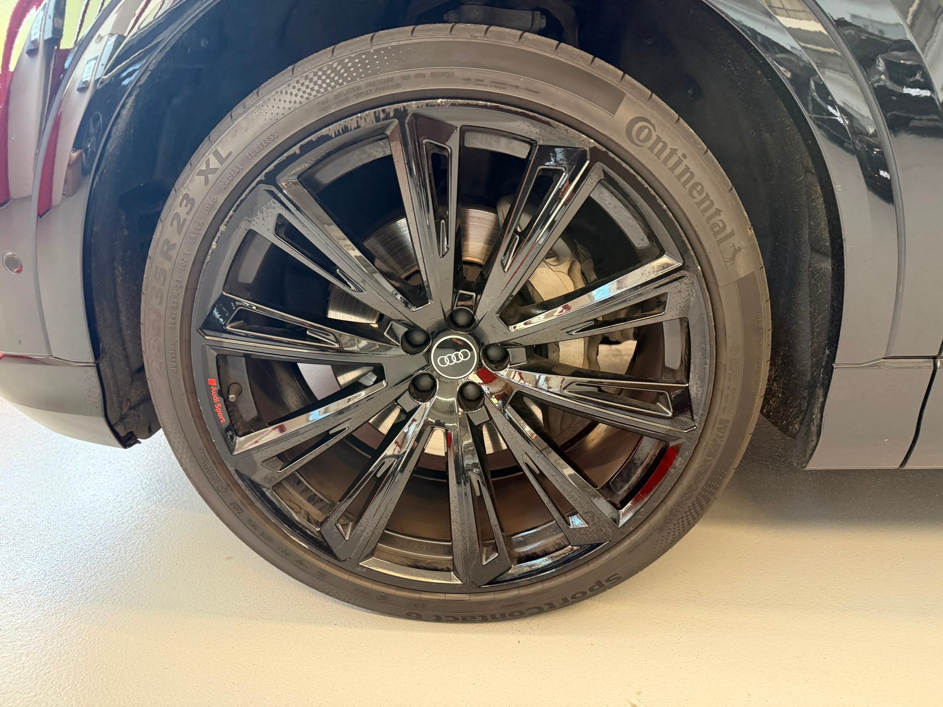 AUDI Q8 45 TDI Black Edition quattro tiptronic-image-19