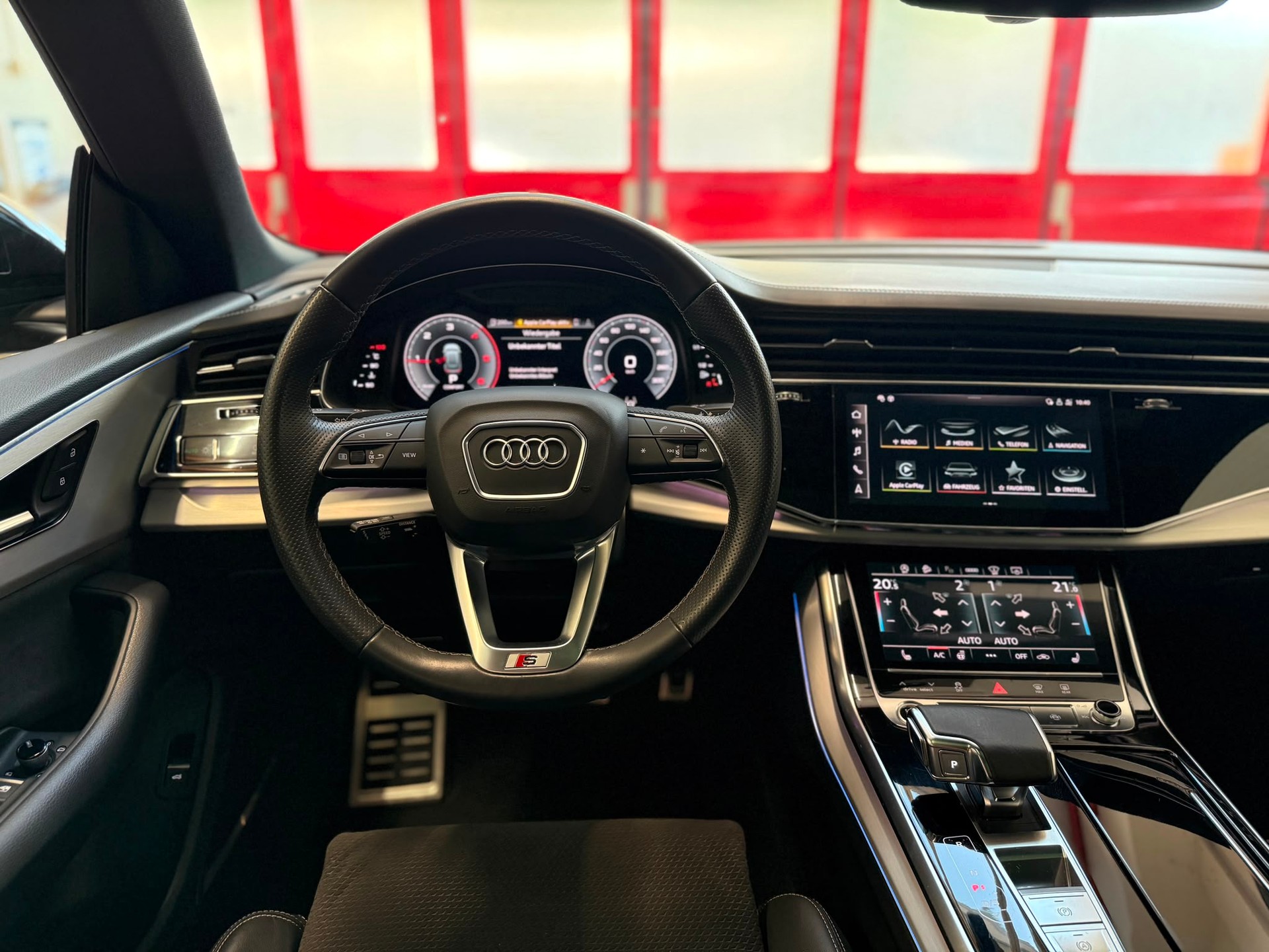 AUDI Q8 45 TDI Black Edition quattro tiptronic-image-15