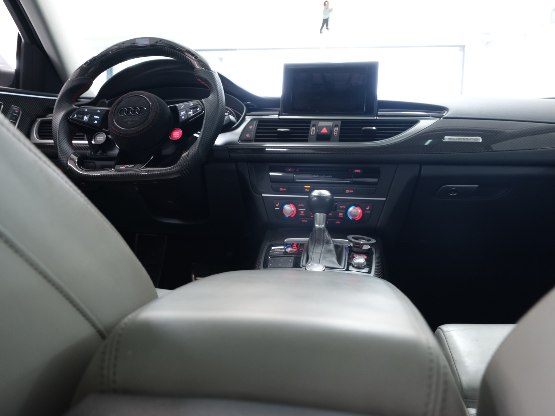 AUDI RS6 Avant 4.0 TFSI V8 performance quattro *Performance Abgassanlage* *Panorama* *Bose*-image-24