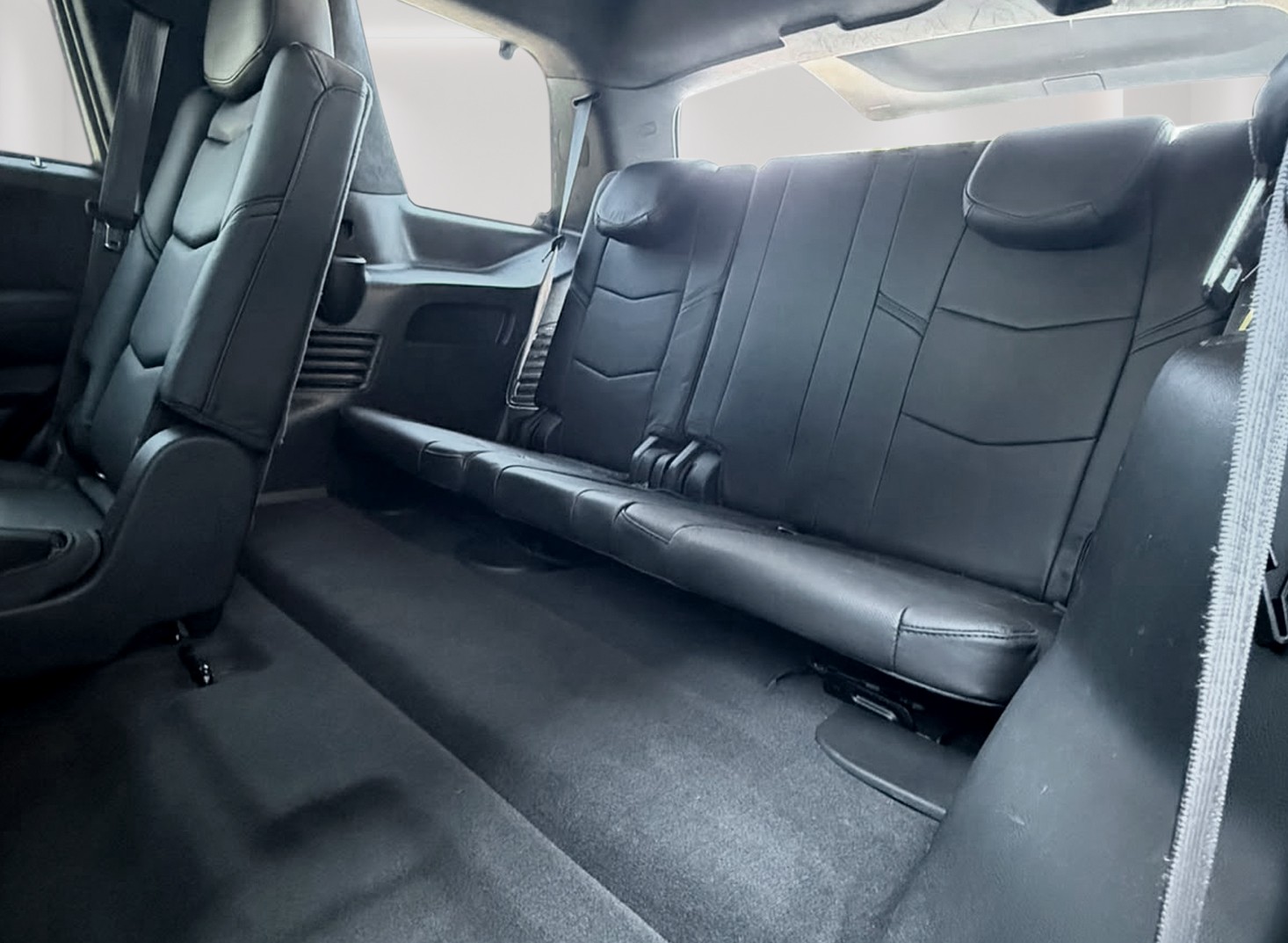 CADILLAC Escalade 6.2 Platinum Automatic inkl. Garantie! 8 Plätze-image-12