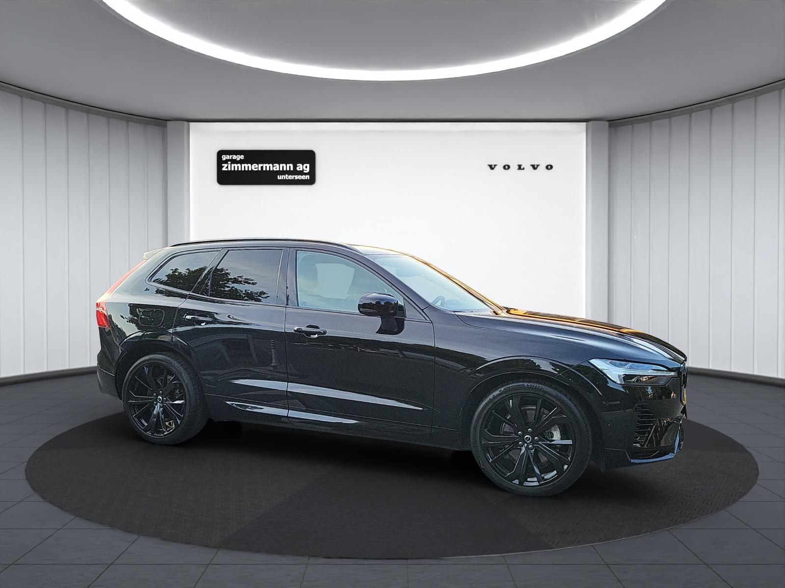 VOLVO XC60 2.0 T8 TE XCENTRIC Black Edition eAWD-showroom-element-3