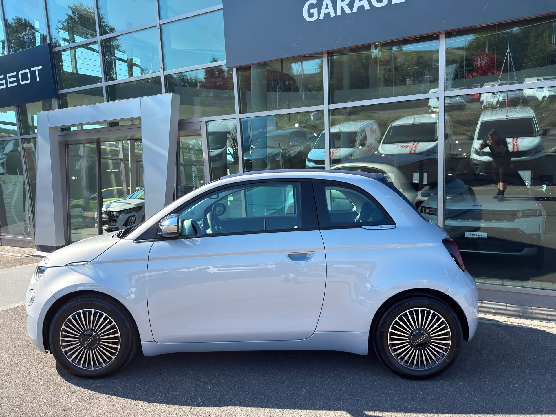 FIAT 500C 1.0 FireFly MHD Dolcevita-showroom-element-1