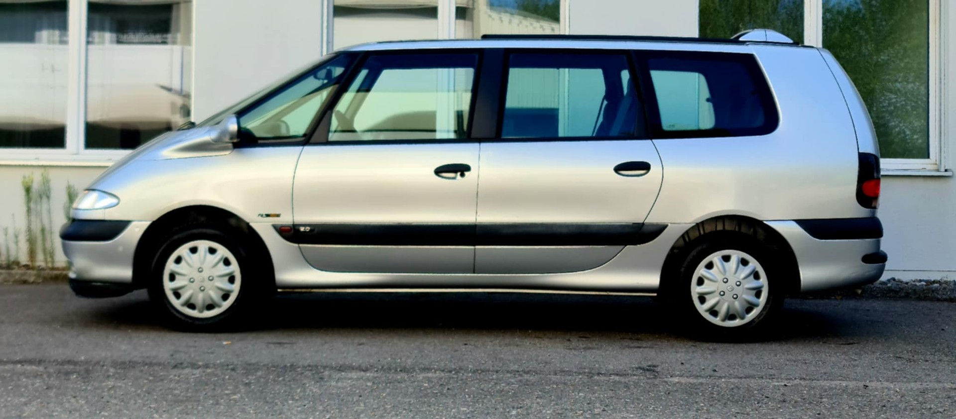 RENAULT Grand Espace 2.0 Alizé-image-5