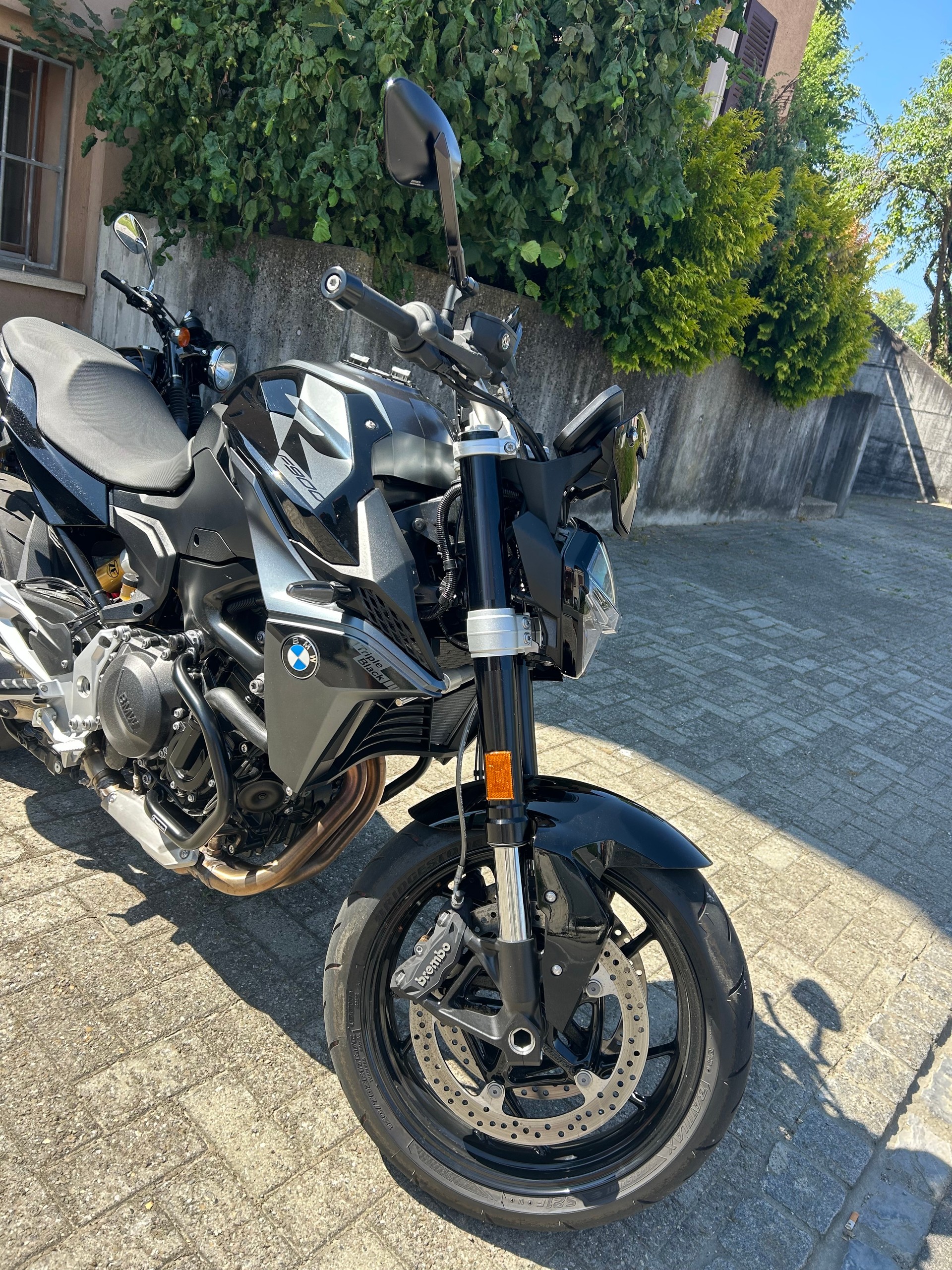 BMW F 900 R ABS-image-2