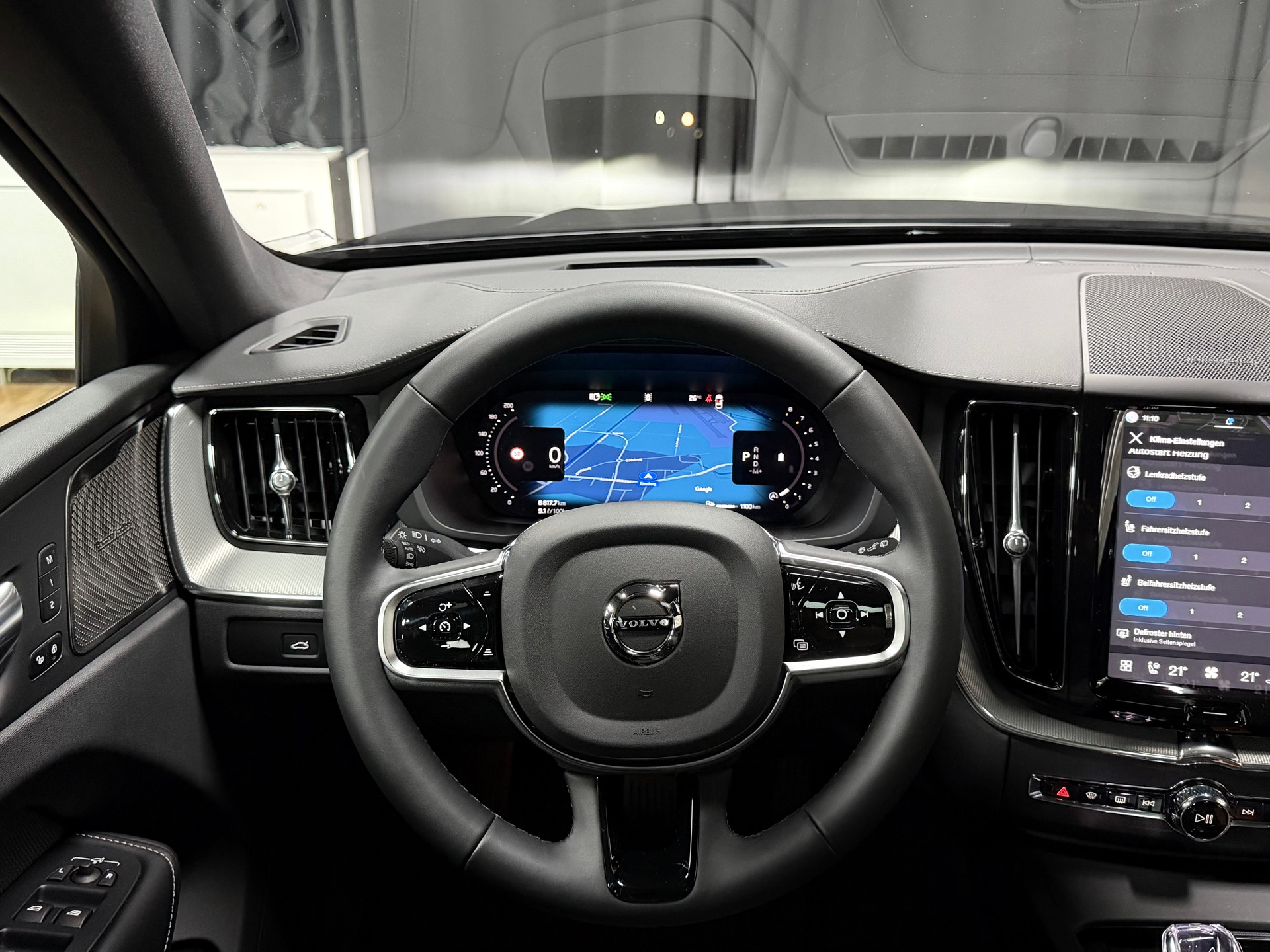 VOLVO XC60 B5 Benzin Mild Hybrid AWD Ultra Dark Geartronic-image-18