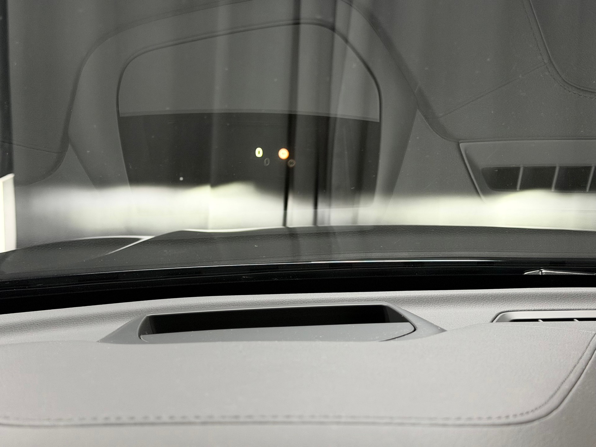 VOLVO XC60 B5 Benzin Mild Hybrid AWD Ultra Dark Geartronic-image-17
