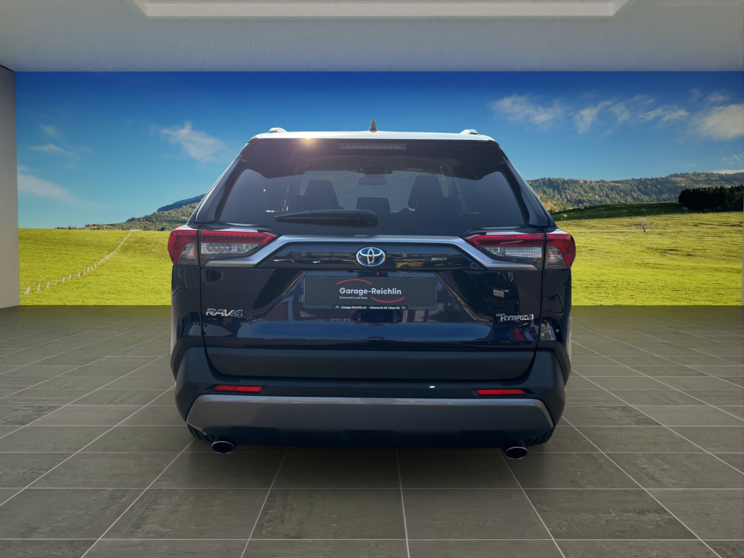 TOYOTA RAV4 2.5 HEV Premium-showroom-element-3