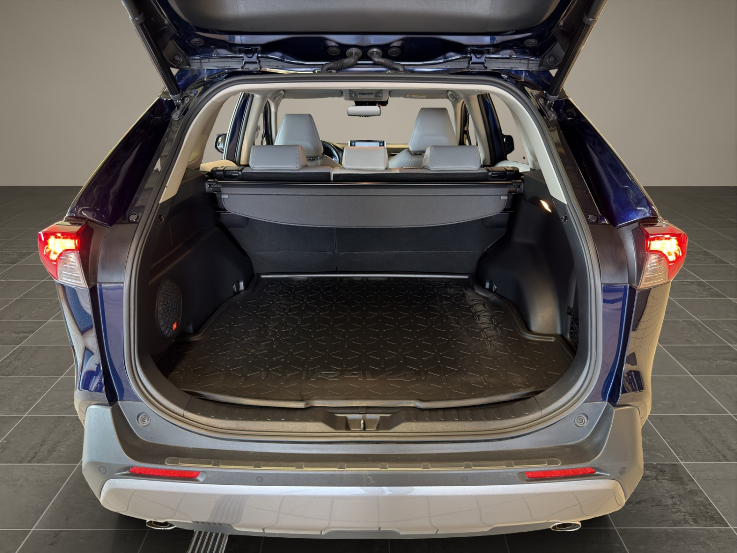 TOYOTA RAV4 2.5 HEV Premium-image-21