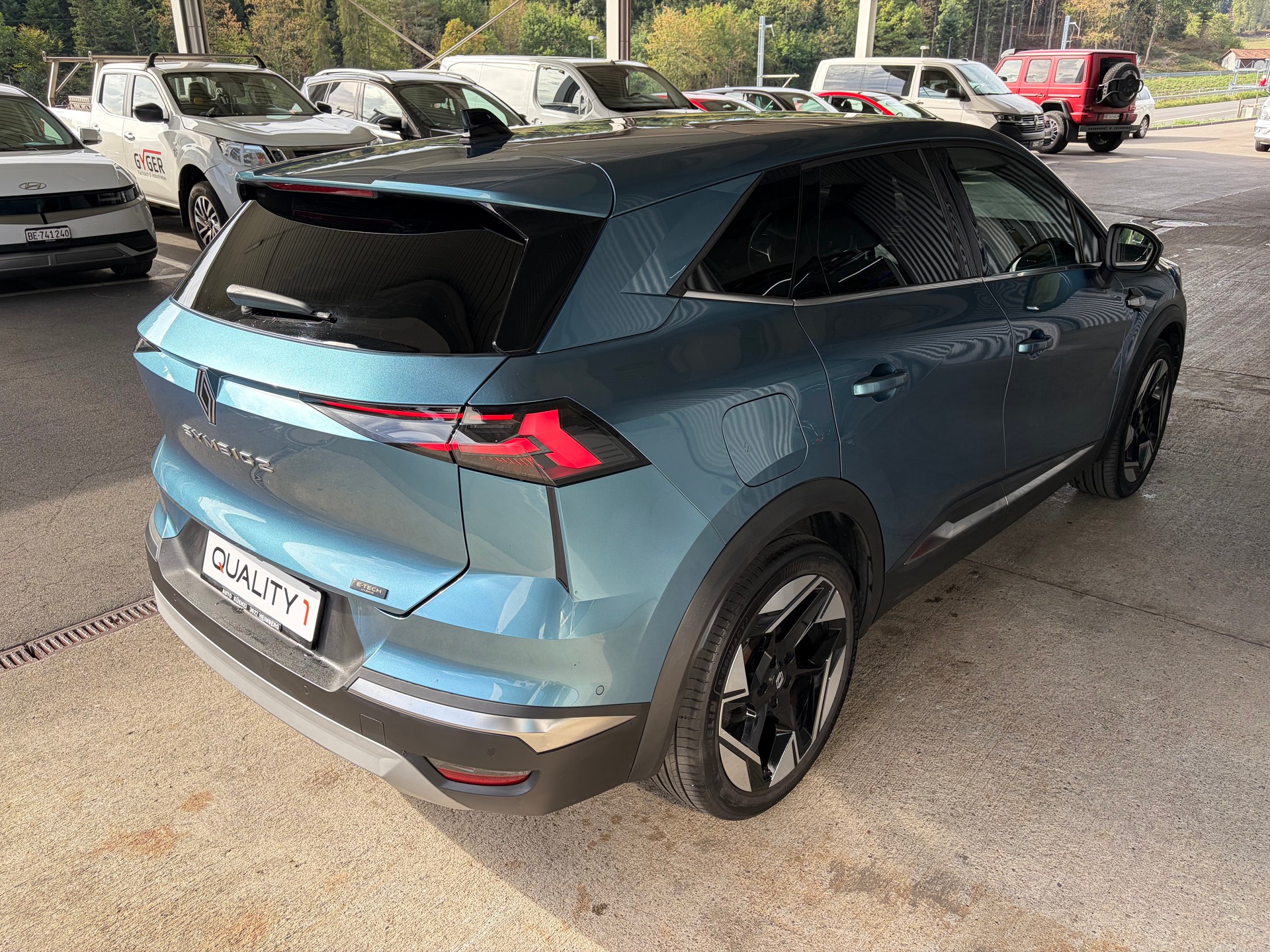 RENAULT Symbioz 1.6 E-Tech Techno-showroom-element-3