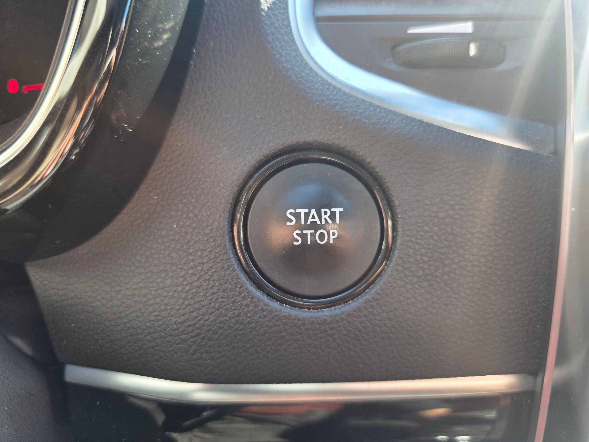 RENAULT Espace 1.6 dCi Swiss Edition EDC-image-26