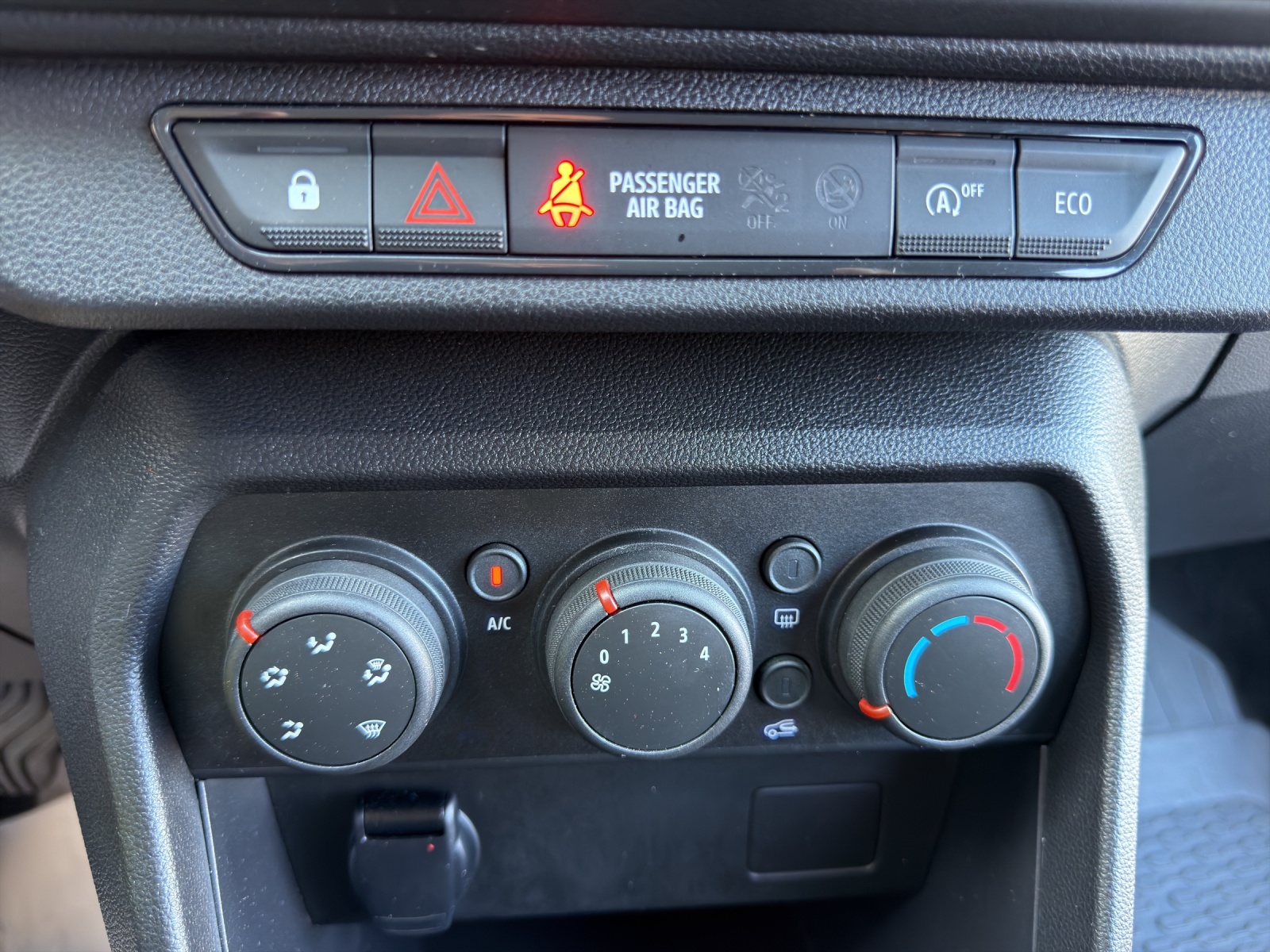 DACIA Jogger TCe 110 Comfort-image-20